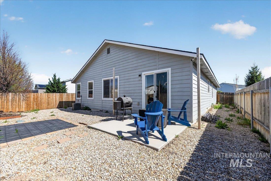 17629 Mesa Springs, Nampa, Idaho 83687, 3 Bedrooms, 2 Bathrooms, Residential For Sale, Price $409,900, 98981666