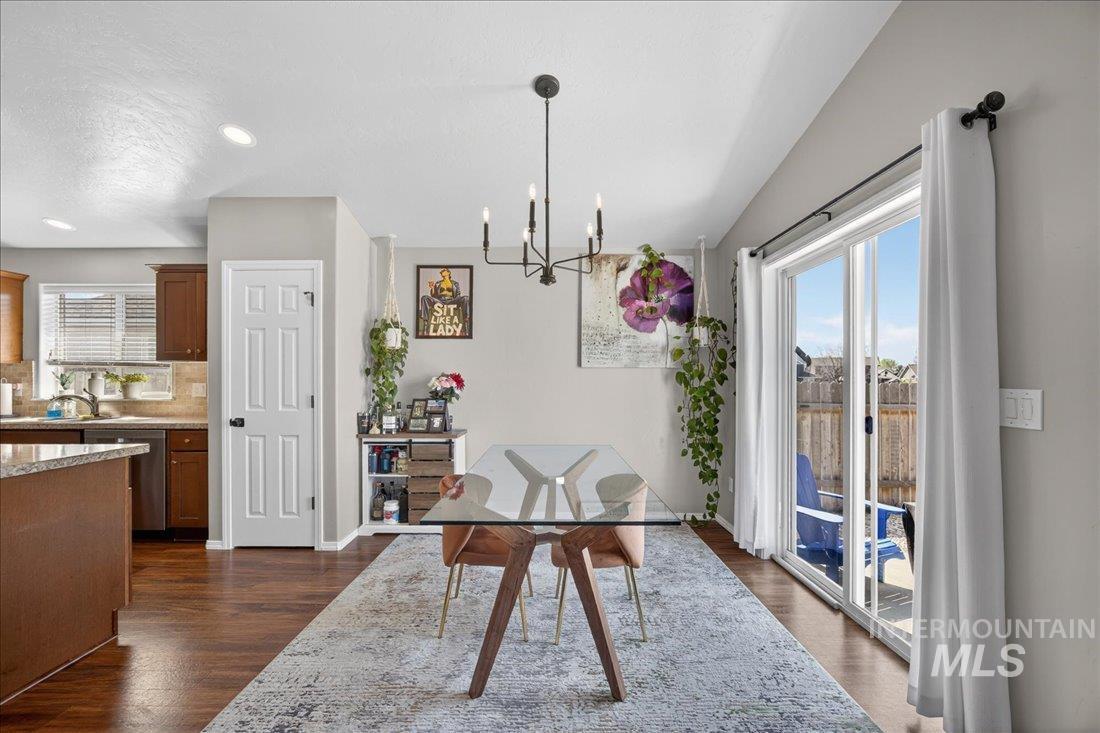 17629 Mesa Springs, Nampa, Idaho 83687, 3 Bedrooms, 2 Bathrooms, Residential For Sale, Price $409,900, 98981666