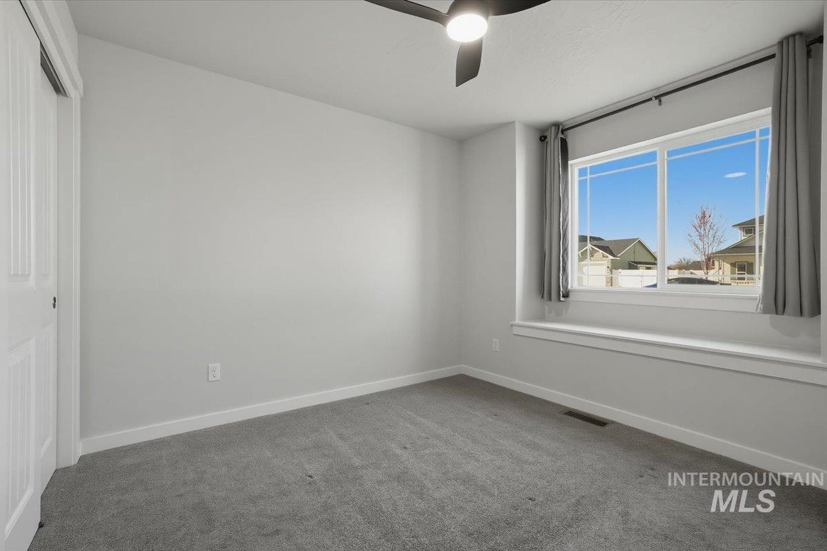 260 Stagecoach Ave, Fruitland, Idaho 83619, 3 Bedrooms, 2 Bathrooms, Residential For Sale, Price $435,000, 98981669