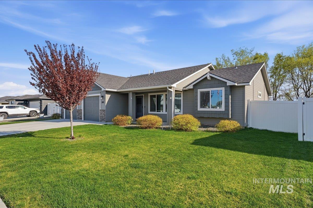 260 Stagecoach Ave, Fruitland, Idaho 83619, 3 Bedrooms, 2 Bathrooms, Residential For Sale, Price $435,000, 98981669