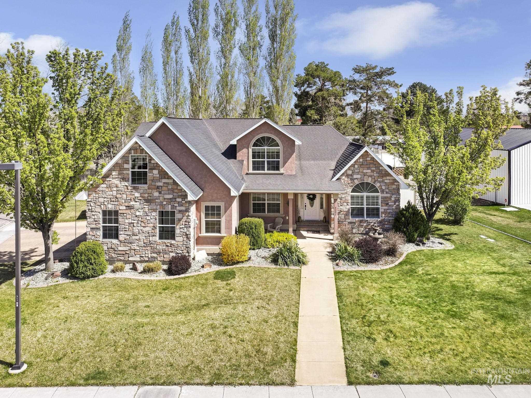 1111 Cole St, Kimberly, Idaho 83341-5138, 5 Bedrooms, 4 Bathrooms, Residential For Sale, Price $650,000, 98981671