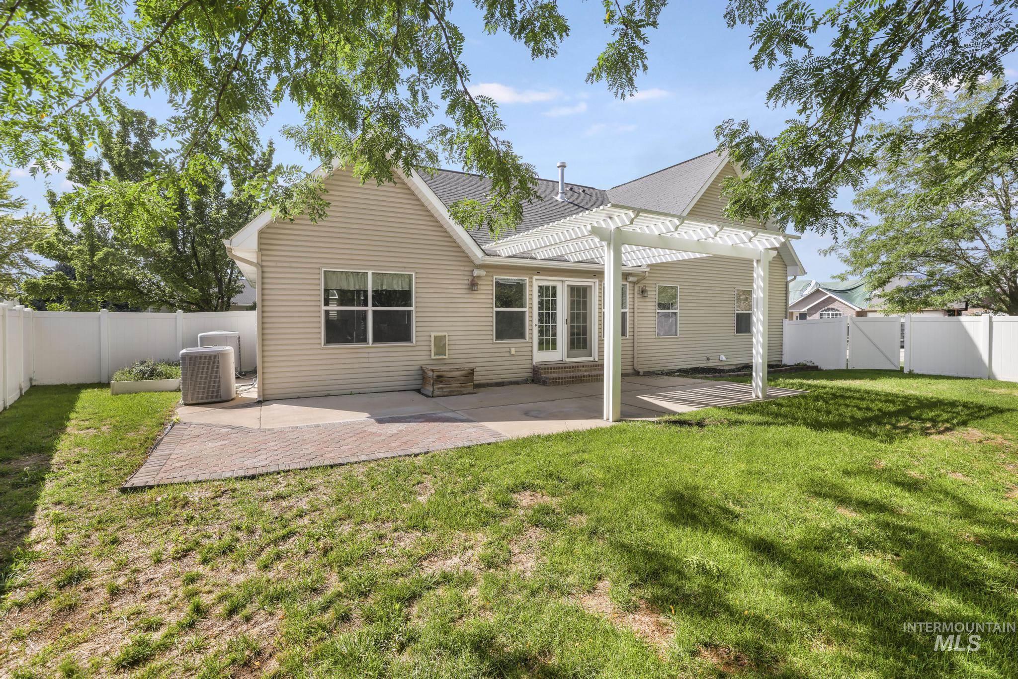 1111 Cole St, Kimberly, Idaho 83341, 5 Bedrooms, 4 Bathrooms, Residential For Sale, Price $598,900,MLS 98981671
