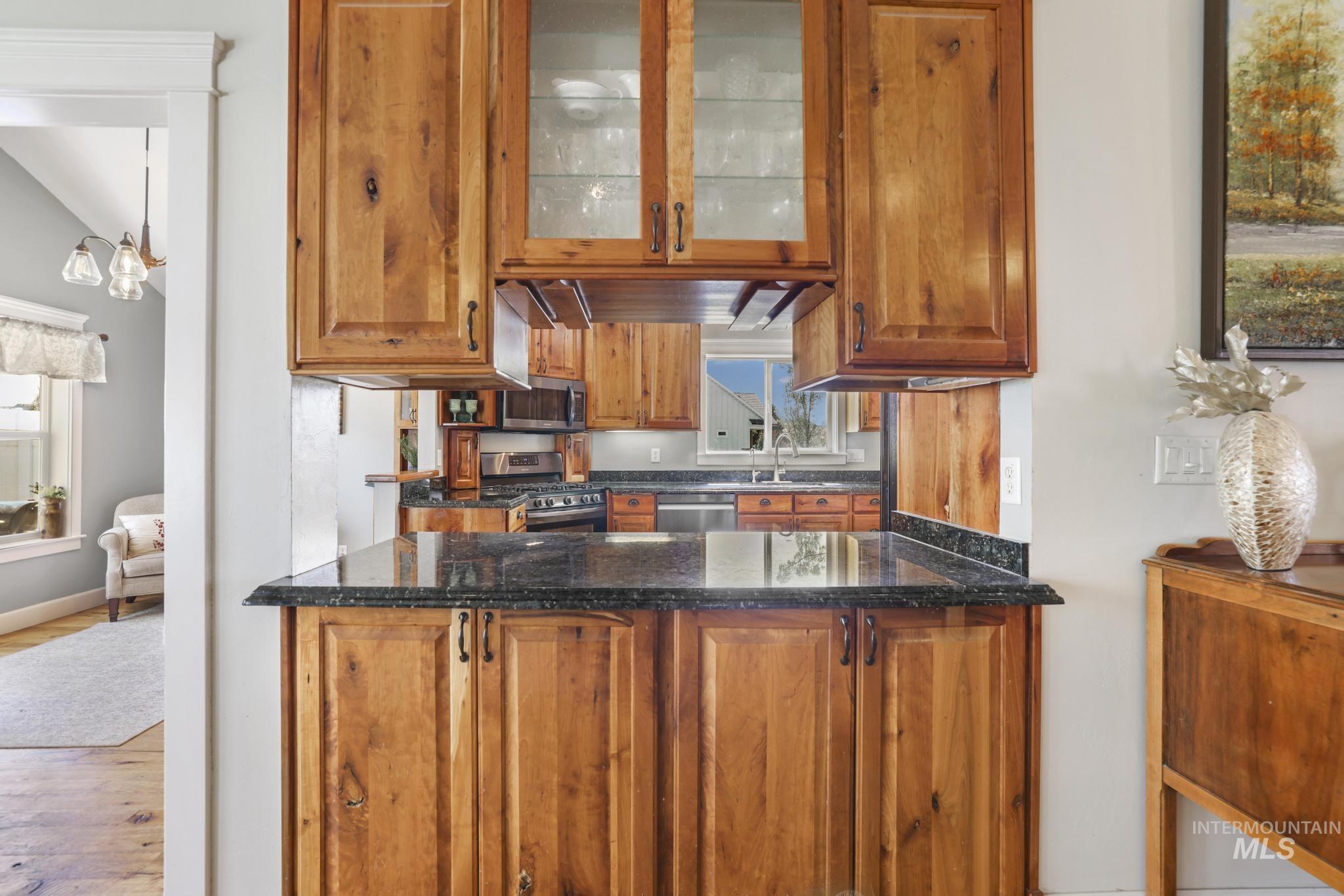 1111 Cole St, Kimberly, Idaho 83341-5138, 5 Bedrooms, 4 Bathrooms, Residential For Sale, Price $650,000, 98981671