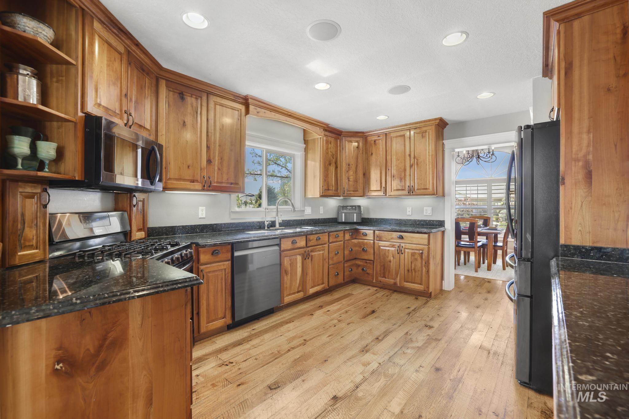 1111 Cole St, Kimberly, Idaho 83341-5138, 5 Bedrooms, 4 Bathrooms, Residential For Sale, Price $650,000, 98981671