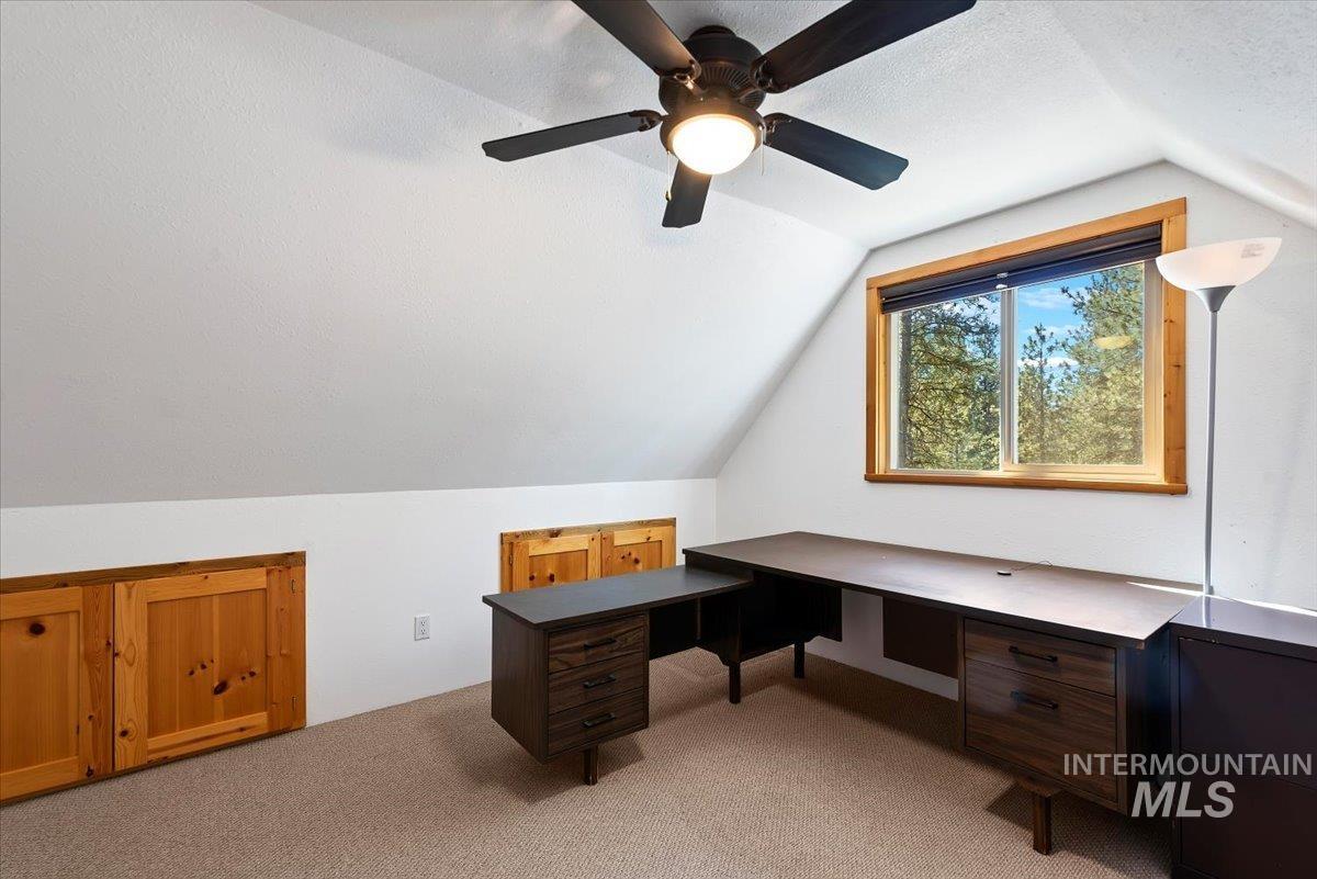 44 Ridgeview Dr, Cascade, Idaho 83611, 2 Bedrooms, 1.5 Bathrooms, Residential For Sale, Price $399,000, 98981673