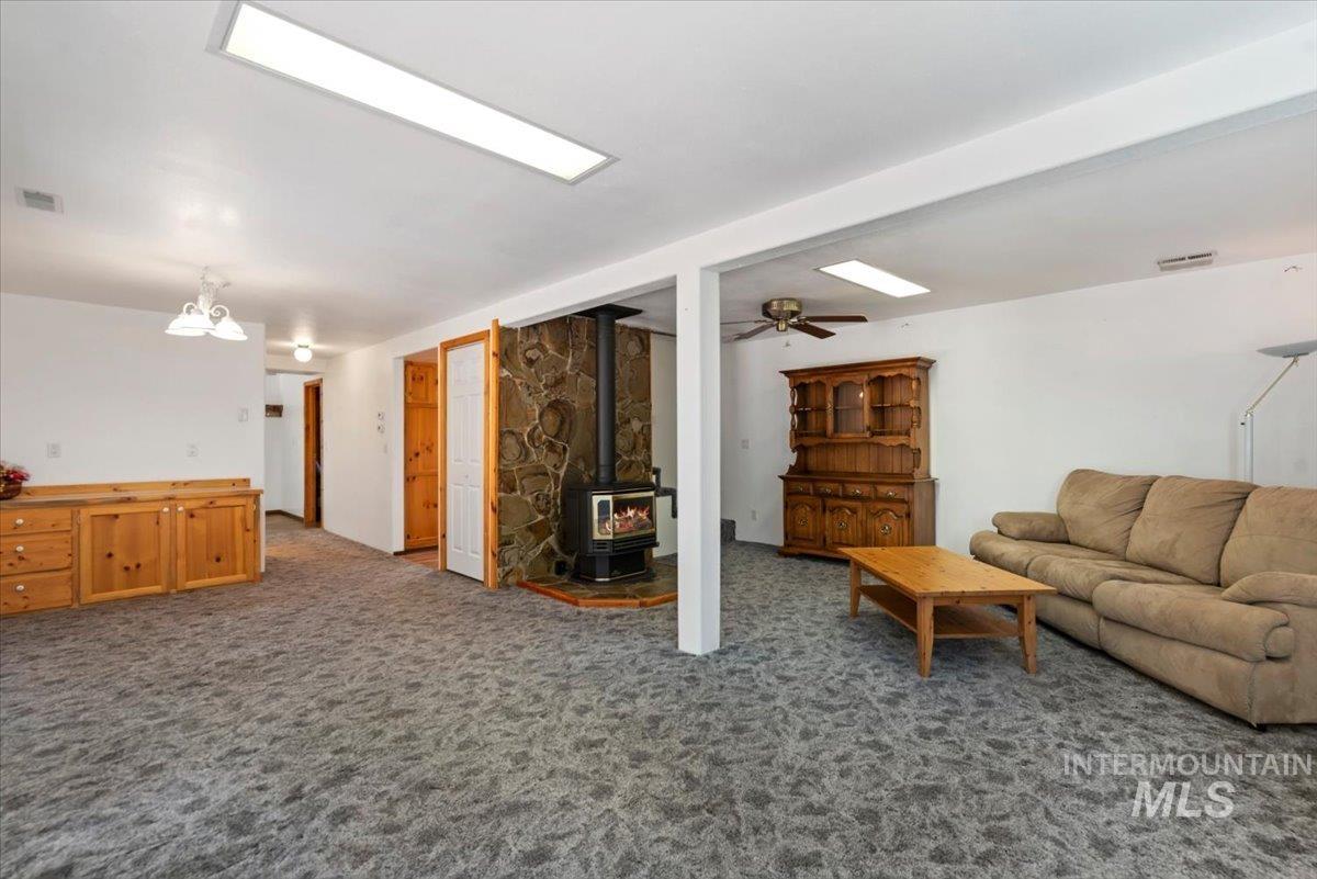 44 Ridgeview Dr, Cascade, Idaho 83611, 2 Bedrooms, 1.5 Bathrooms, Residential For Sale, Price $399,000, 98981673
