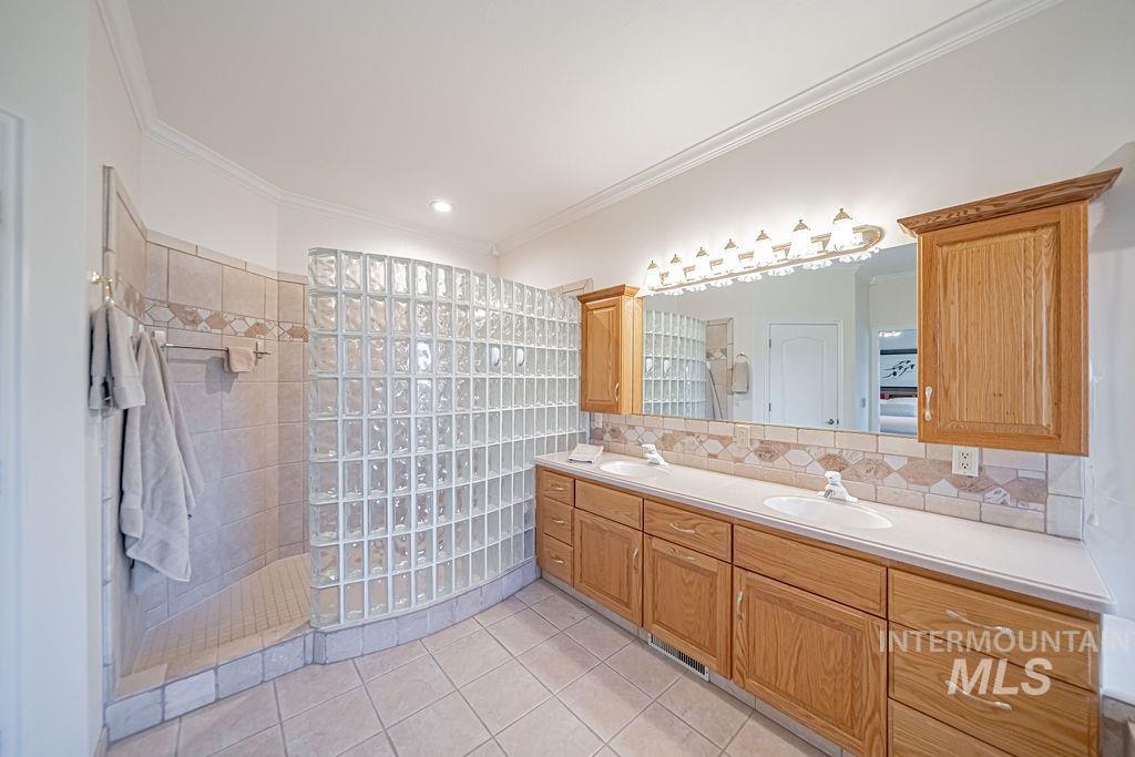 2700 N RIVER ROAD, Saint Anthony, Idaho 83445, 5 Bedrooms, 5 Bathrooms, Residential For Sale, Price $2,100,000,MLS 98981678