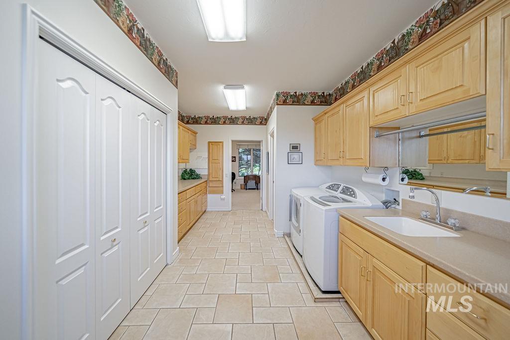 2700 N RIVER ROAD, Saint Anthony, Idaho 83445, 5 Bedrooms, 5 Bathrooms, Residential For Sale, Price $2,100,000,MLS 98981678