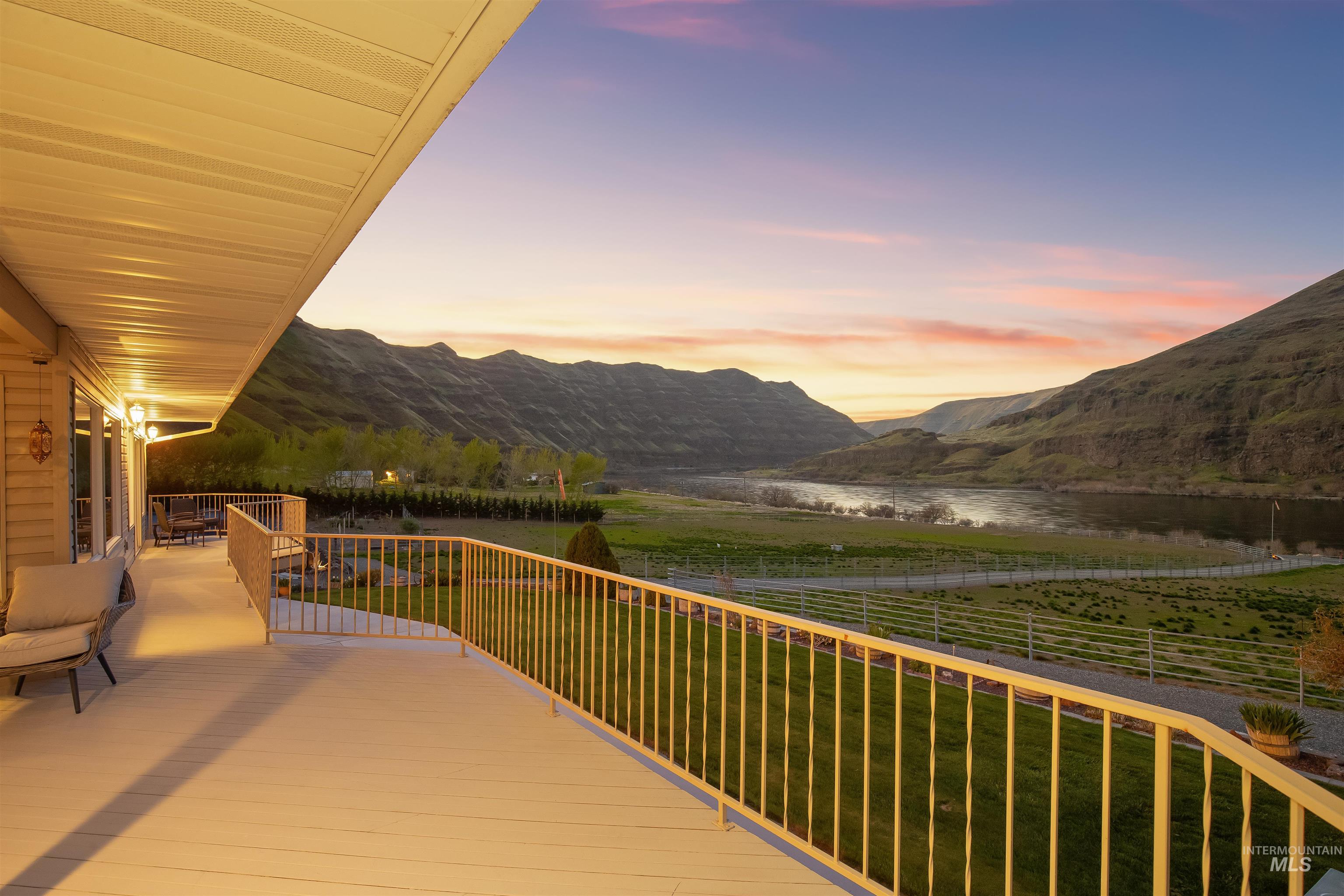 11056 Snake River Road, Asotin, Washington 99402, 4 Bedrooms, 5 Bathrooms, Residential For Sale, Price $1,850,000,MLS 98981715