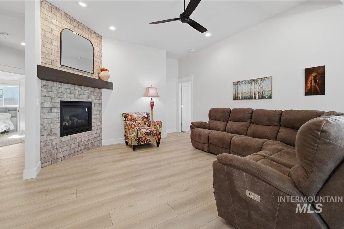 2424 W Herron Ridge Ct, Nampa, Idaho 83686, 3 Bedrooms, 2 Bathrooms, Residential For Sale, Price $505,000,MLS 98981722