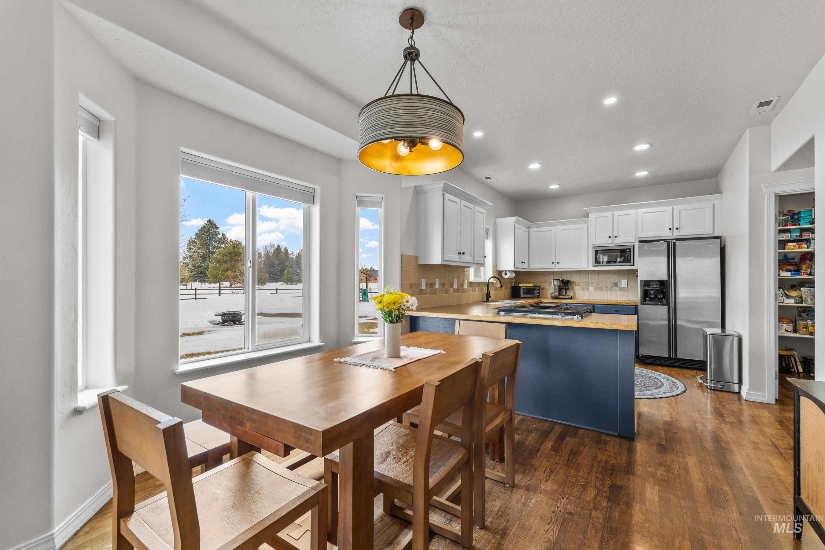 13247 Brookie Rd, McCall, Idaho 83638, 3 Bedrooms, 3 Bathrooms, Residential For Sale, Price $839,000,MLS 98981725