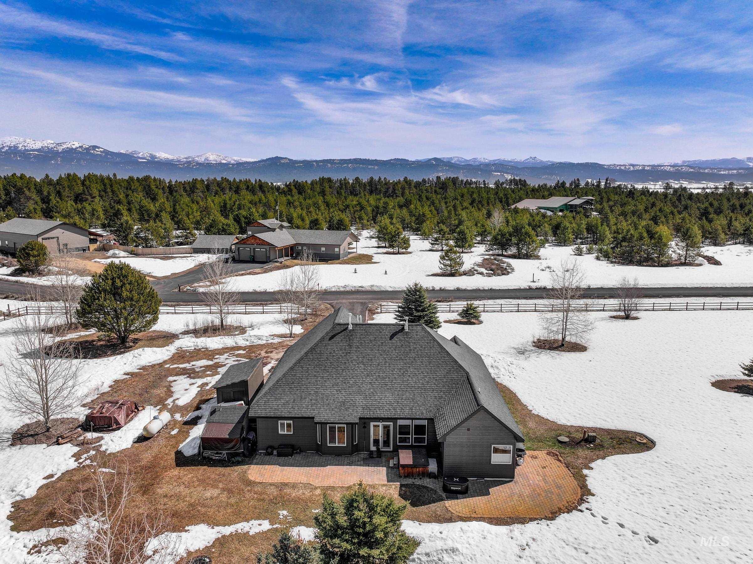 13247 Brookie Rd, McCall, Idaho 83638, 3 Bedrooms, 3 Bathrooms, Residential For Sale, Price $839,000,MLS 98981725