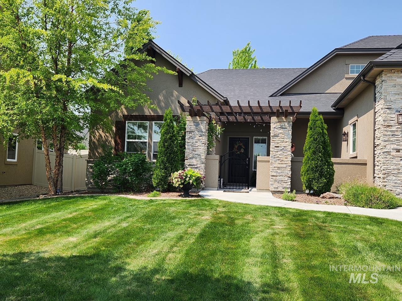 15381 Silver Oak Way, Caldwell, Idaho 83607, 4 Bedrooms, 3 Bathrooms, Residential For Sale, Price $639,900,MLS 98981726