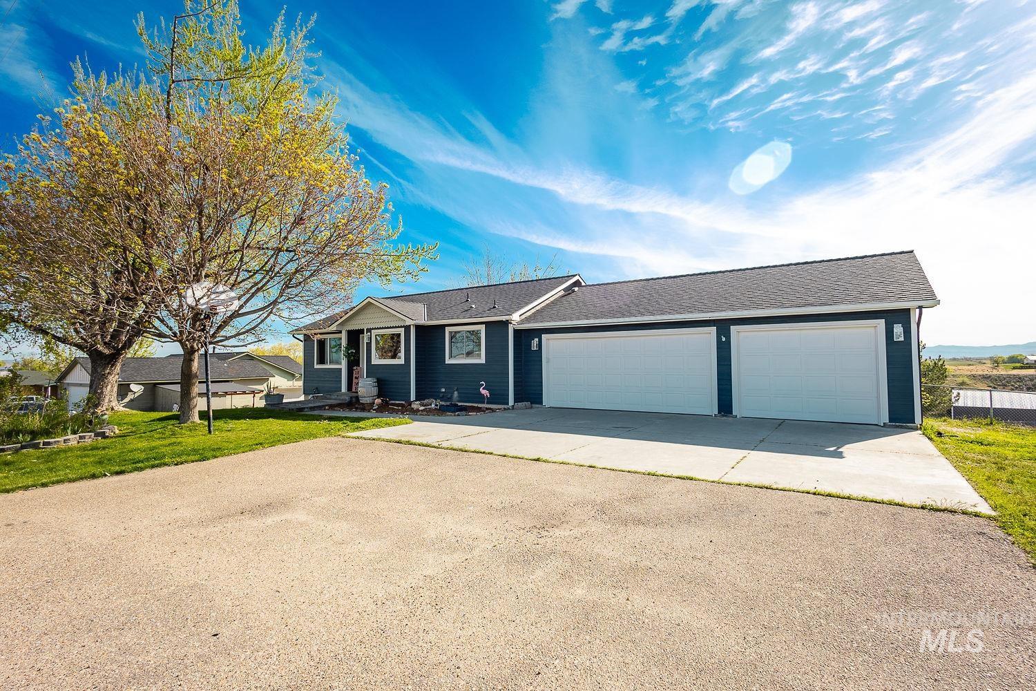 3950 Cassia Rd, New Plymouth, Idaho 83655, 3 Bedrooms, 2.5 Bathrooms, Residential For Sale, Price $636,500, 98981732
