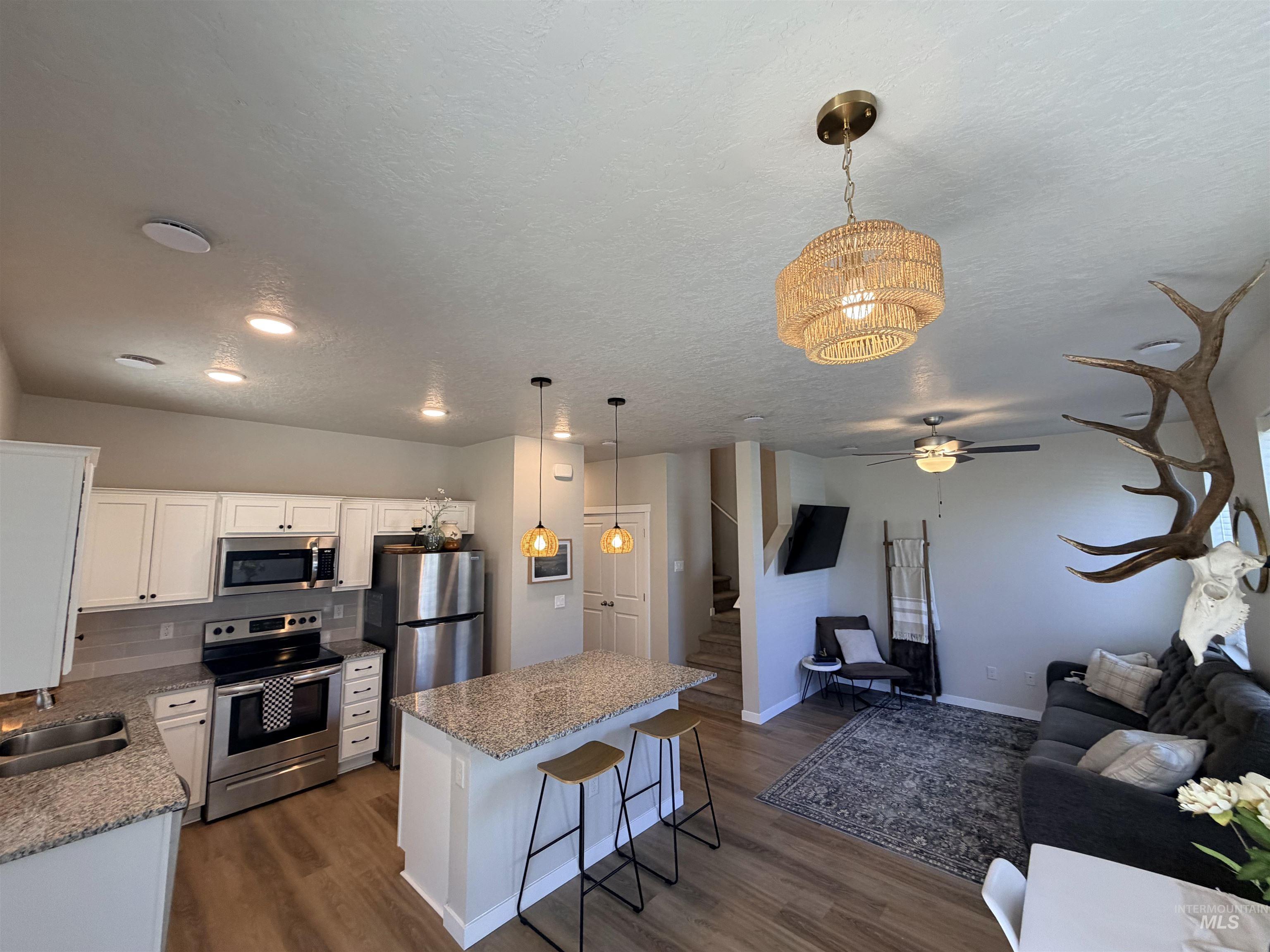 2329 E Spice Loop, Nampa, Idaho 83687, 3 Bedrooms, 3 Bathrooms, Residential For Sale, Price $319,500,MLS 98981735