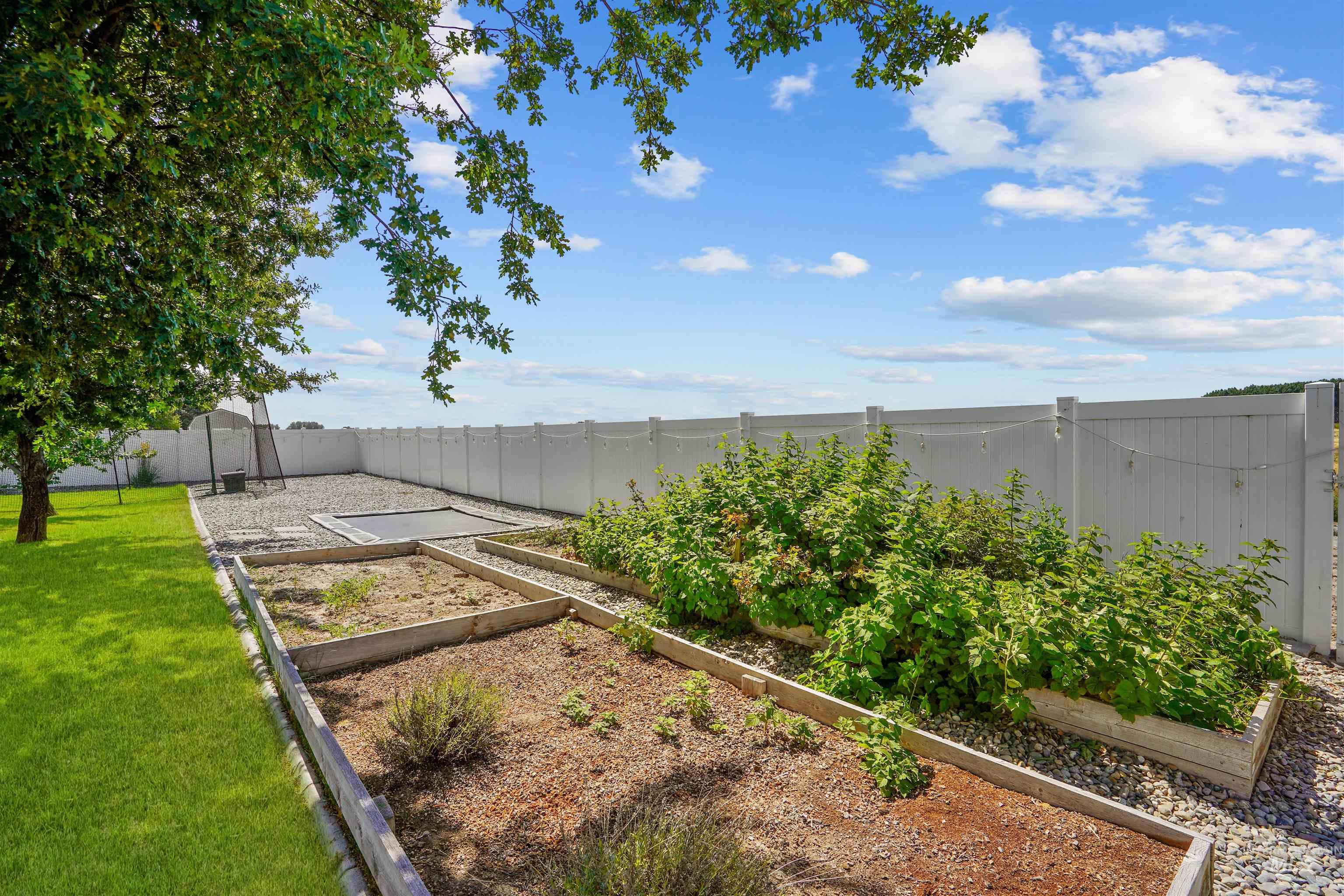 78 Pelican Drive, Rupert, Idaho 83350, 5 Bedrooms, 3 Bathrooms, Residential For Sale, Price $580,000,MLS 98981747