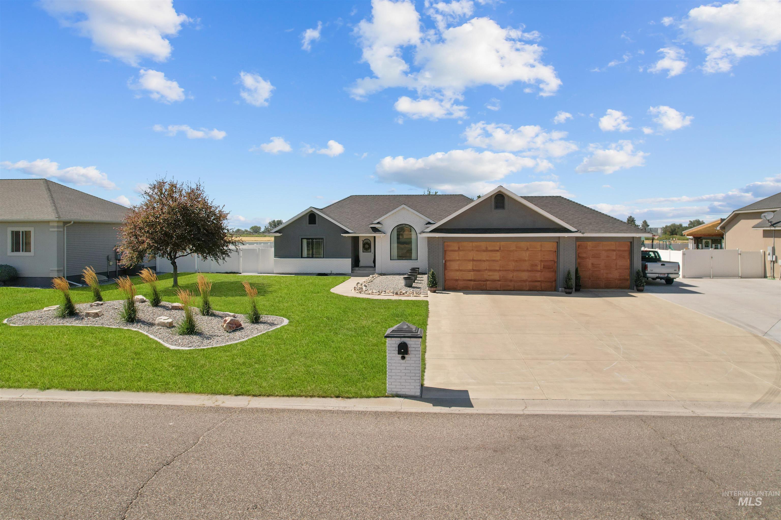 78 Pelican Drive, Rupert, Idaho 83350, 5 Bedrooms, 3 Bathrooms, Residential For Sale, Price $580,000,MLS 98981747