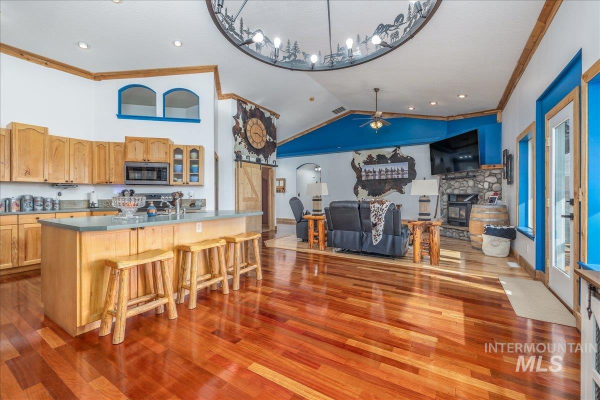 25940 Lansing Ln, Middleton, Idaho 83644, 4 Bedrooms, 3 Bathrooms, Residential For Sale, Price $1,250,000,MLS 98981768