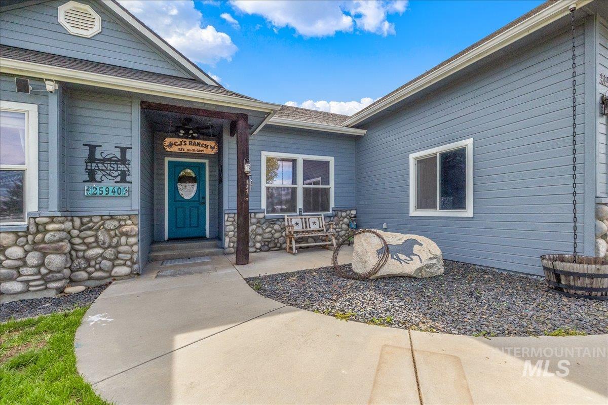 25940 Lansing Ln, Middleton, Idaho 83644, 4 Bedrooms, 3 Bathrooms, Residential For Sale, Price $1,250,000,MLS 98981768