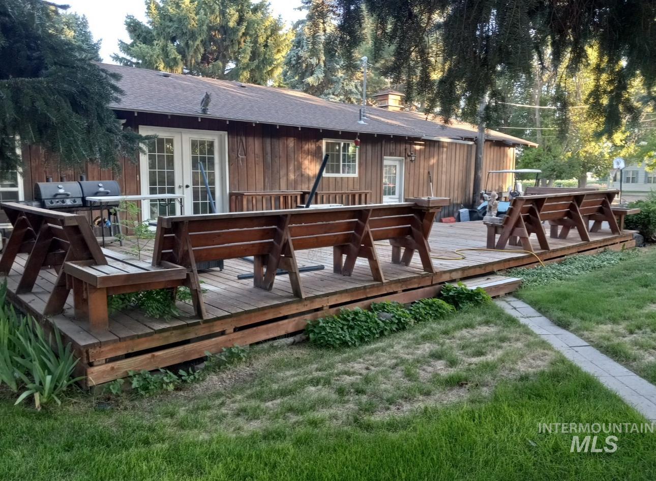 166 W 300 S, Jerome, Idaho 83338, 6 Bedrooms, 2.5 Bathrooms, Residential For Sale, Price $568,000, 98981789