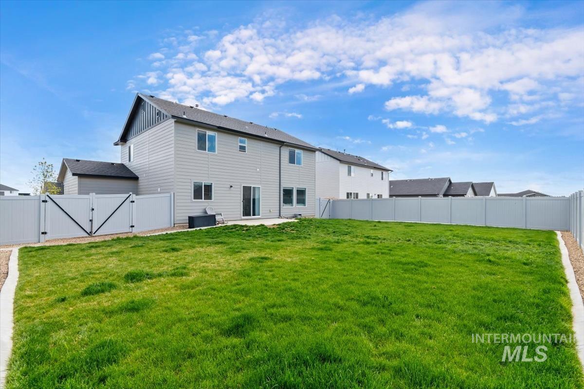 1945 SW Sharpshinned, Mountain Home, Idaho 83647, 4 Bedrooms, 3 Bathrooms, Residential For Sale, Price $429,900, 98981807