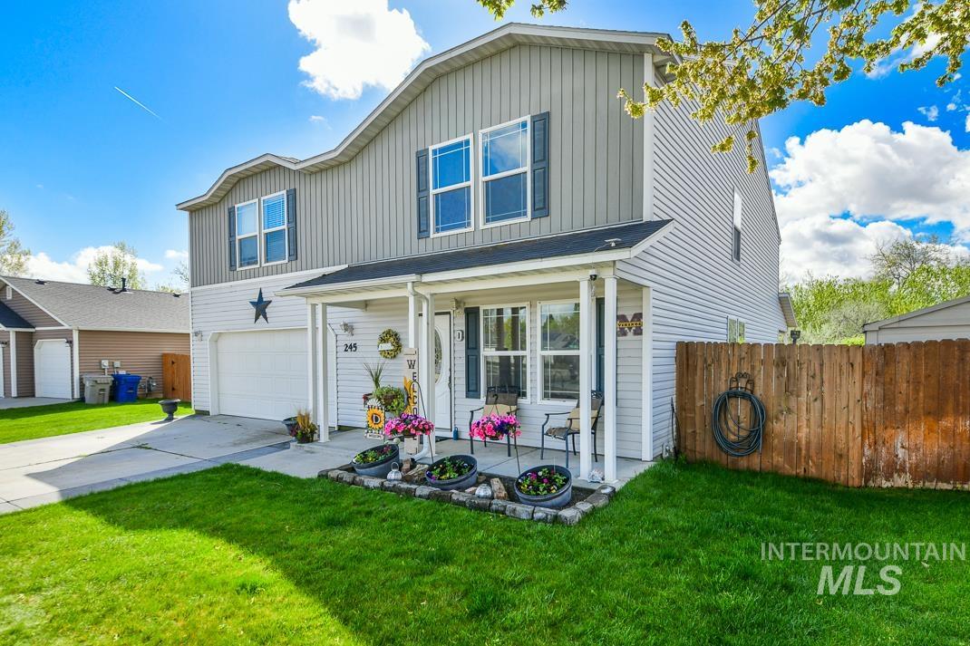 245 E Murtaugh Lake Drive, Middleton, Idaho 83644, 3 Bedrooms, 2.5 Bathrooms, Residential For Sale, Price $529,900, 98981811