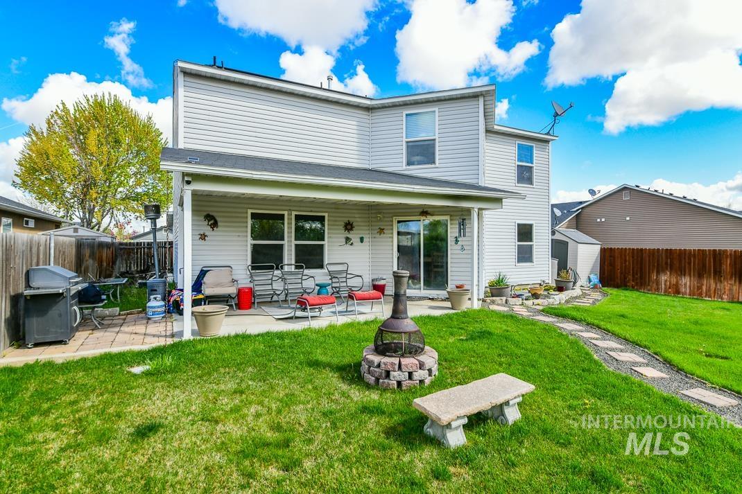 245 E Murtaugh Lake Drive, Middleton, Idaho 83644, 3 Bedrooms, 2.5 Bathrooms, Residential For Sale, Price $529,900, 98981811