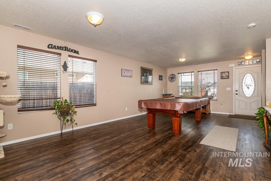 245 E Murtaugh Lake Drive, Middleton, Idaho 83644, 3 Bedrooms, 2.5 Bathrooms, Residential For Sale, Price $529,900, 98981811