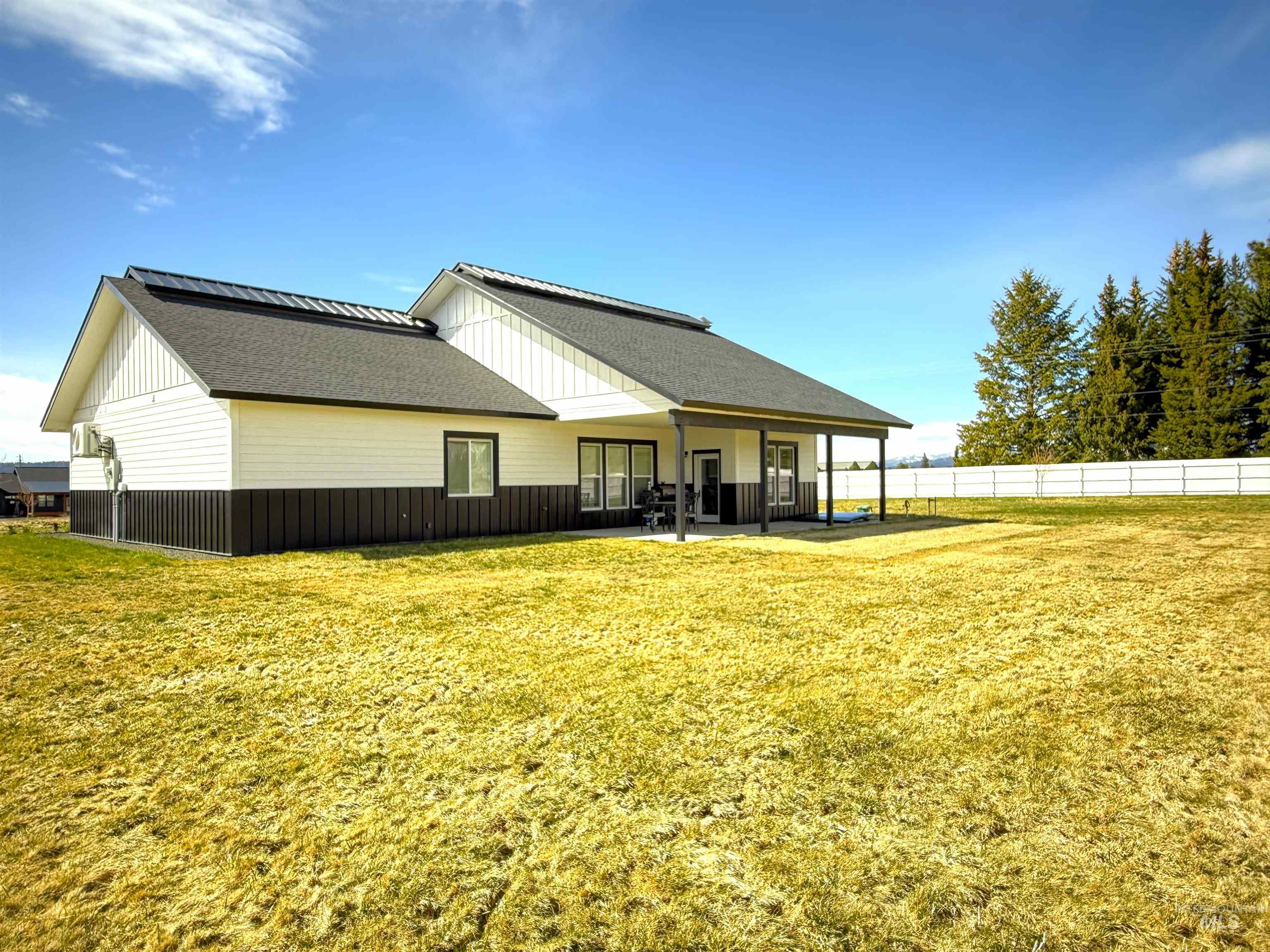 14072 Mulberry Street, McCall, Idaho 83638, 3 Bedrooms, 2 Bathrooms, Residential For Sale, Price $979,000,MLS 98981825