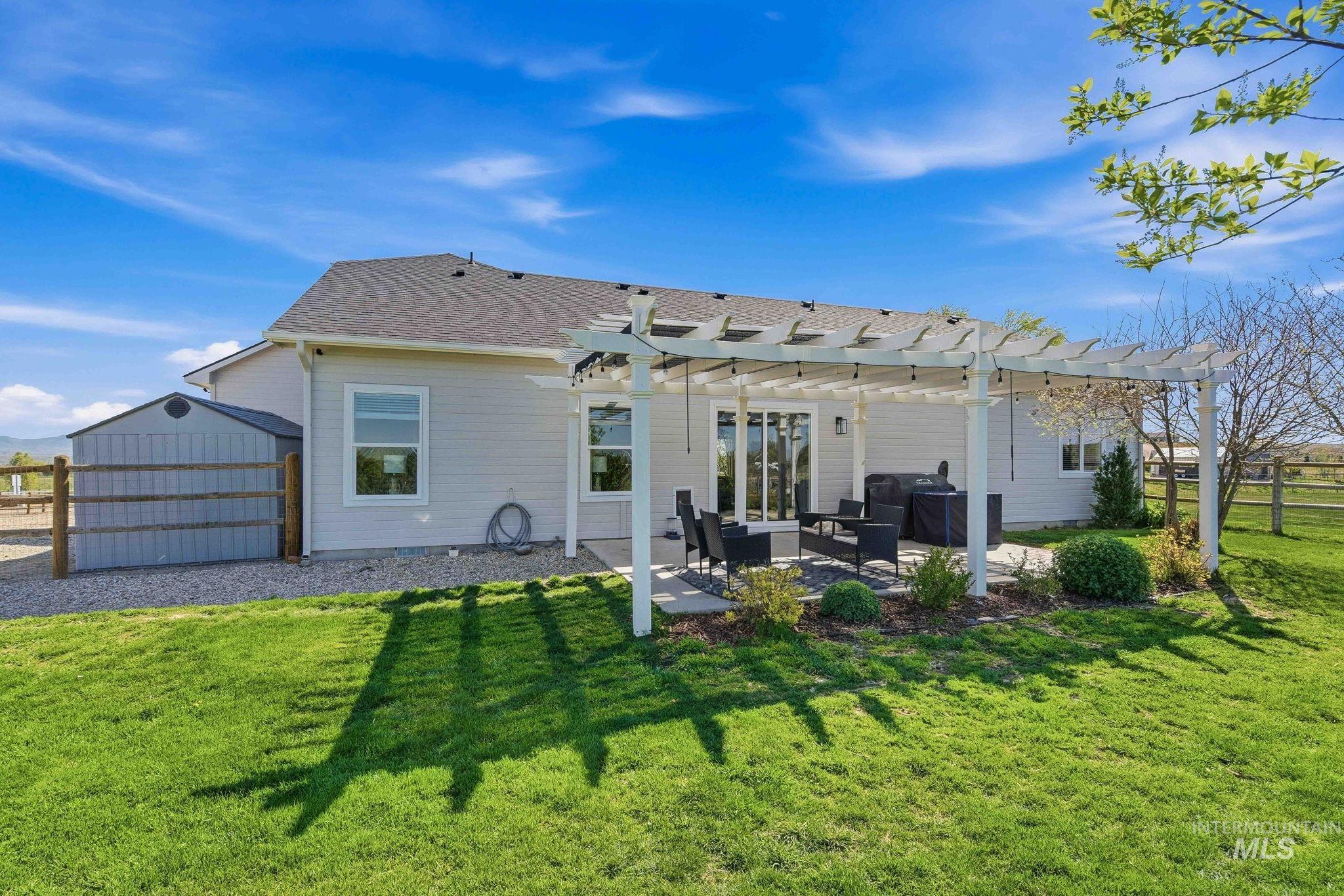 3941 Vista Ridge Lane, New Plymouth, Idaho 83655, 4 Bedrooms, 2 Bathrooms, Residential For Sale, Price $760,000,MLS 98981826