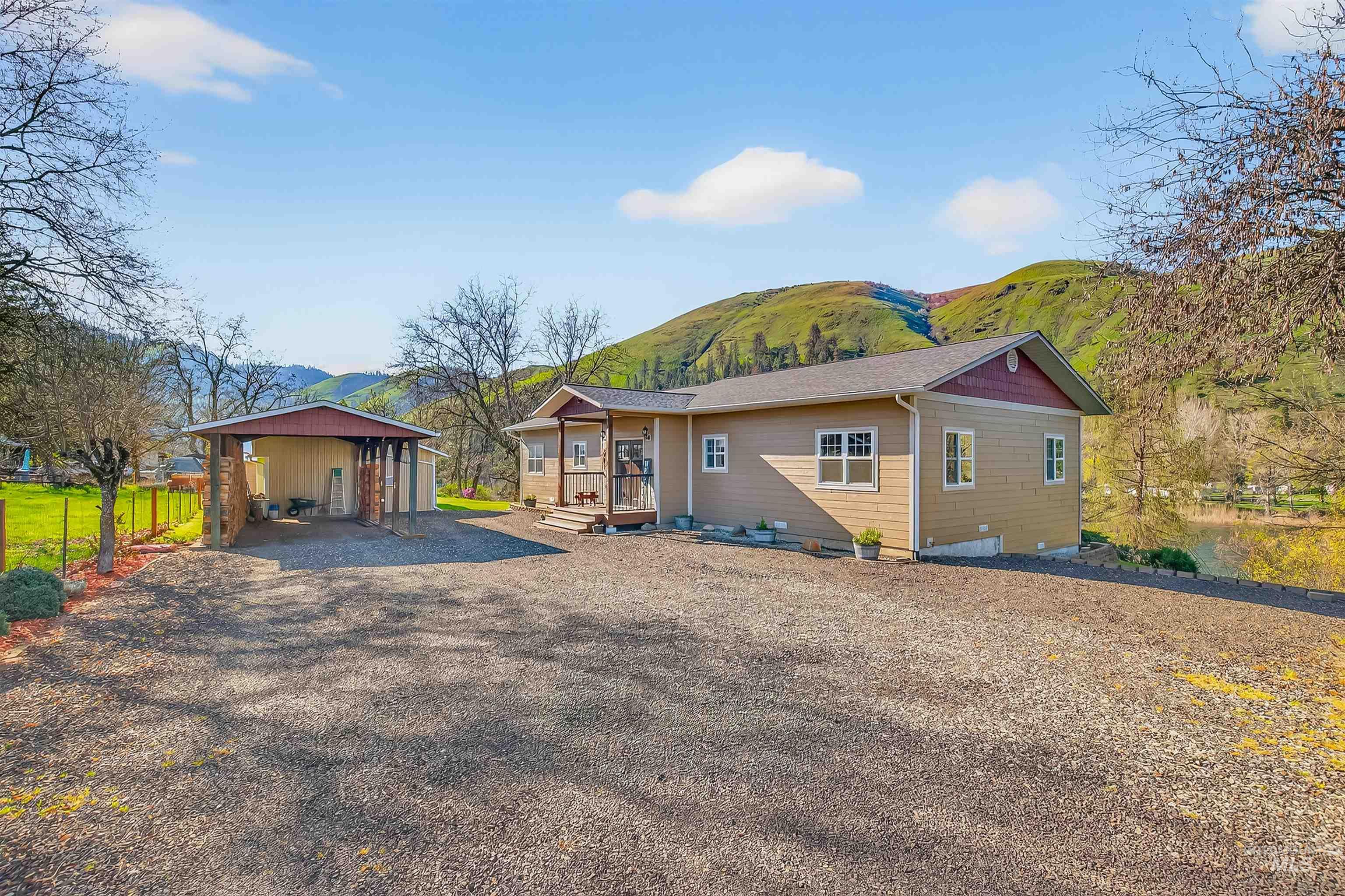 716 State St, Kooskia, Idaho 83539, 3 Bedrooms, 2 Bathrooms, Residential For Sale, Price $670,000, 98981835