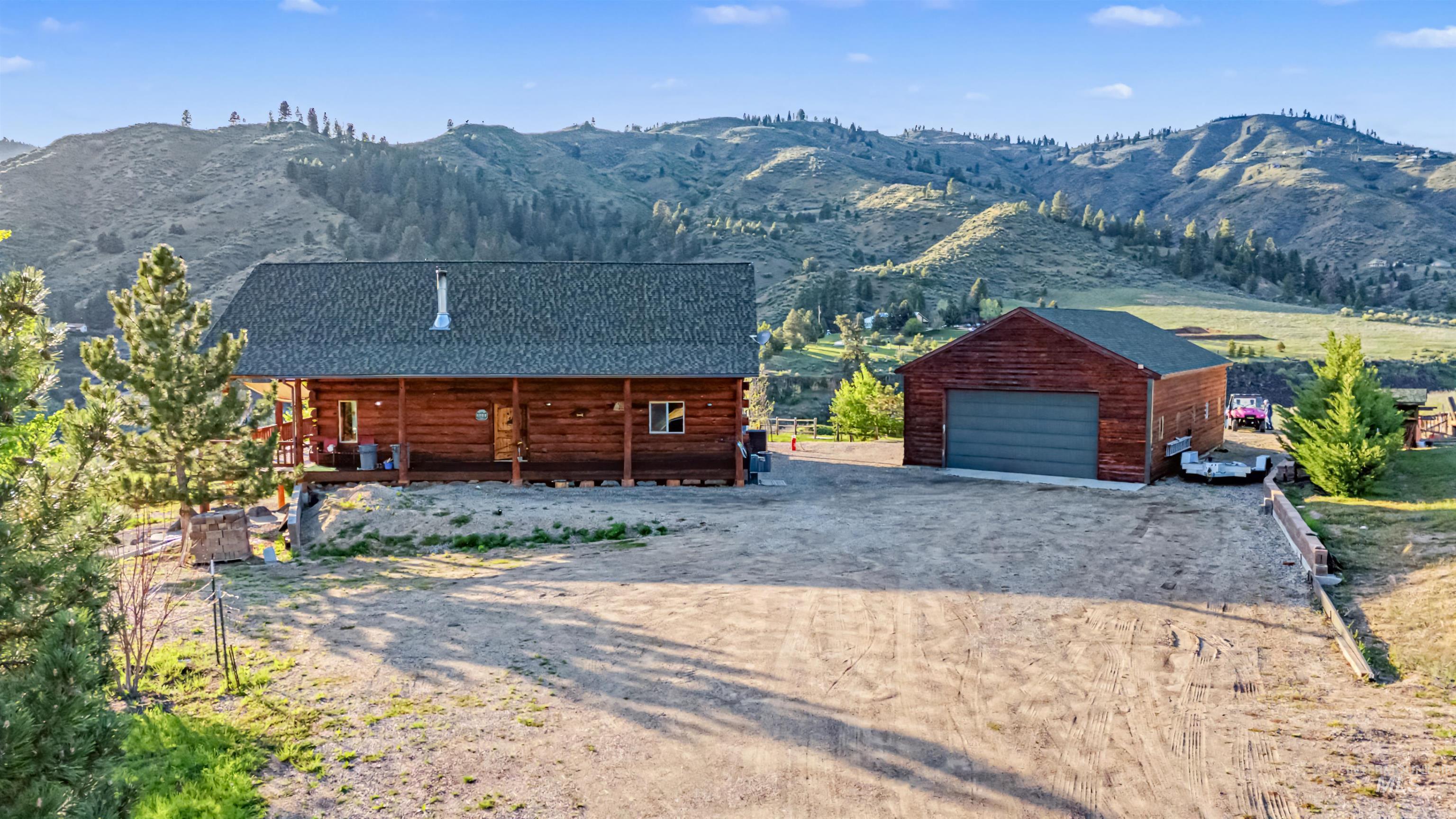 15 Rim Canyon Ln, Boise, Idaho 83716-5058, 3 Bedrooms, 3 Bathrooms, Residential For Sale, Price $1,199,990,MLS 98981837