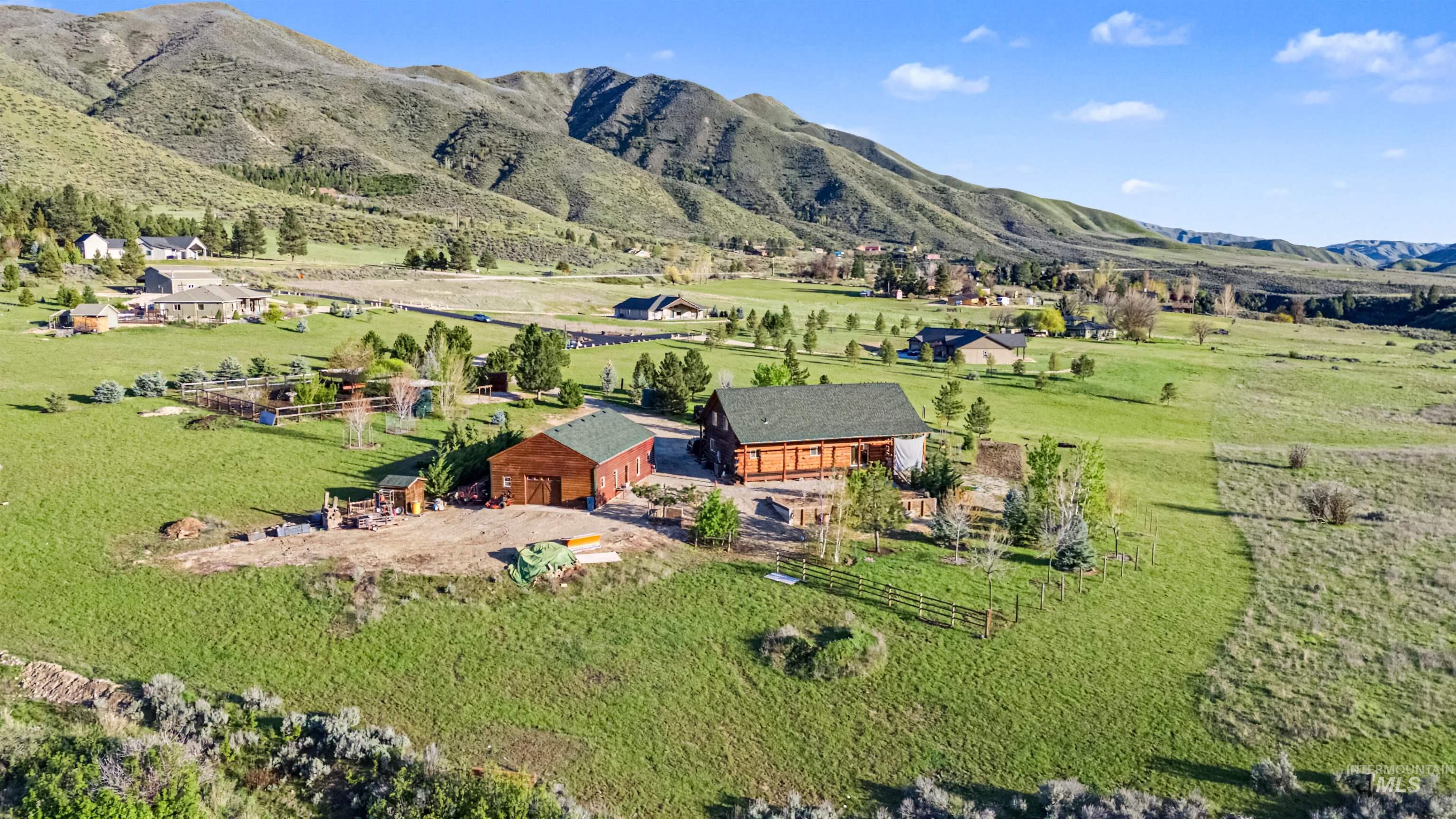 15 Rim Canyon Ln, Boise, Idaho 83716-5058, 3 Bedrooms, 3 Bathrooms, Residential For Sale, Price $1,199,990,MLS 98981837