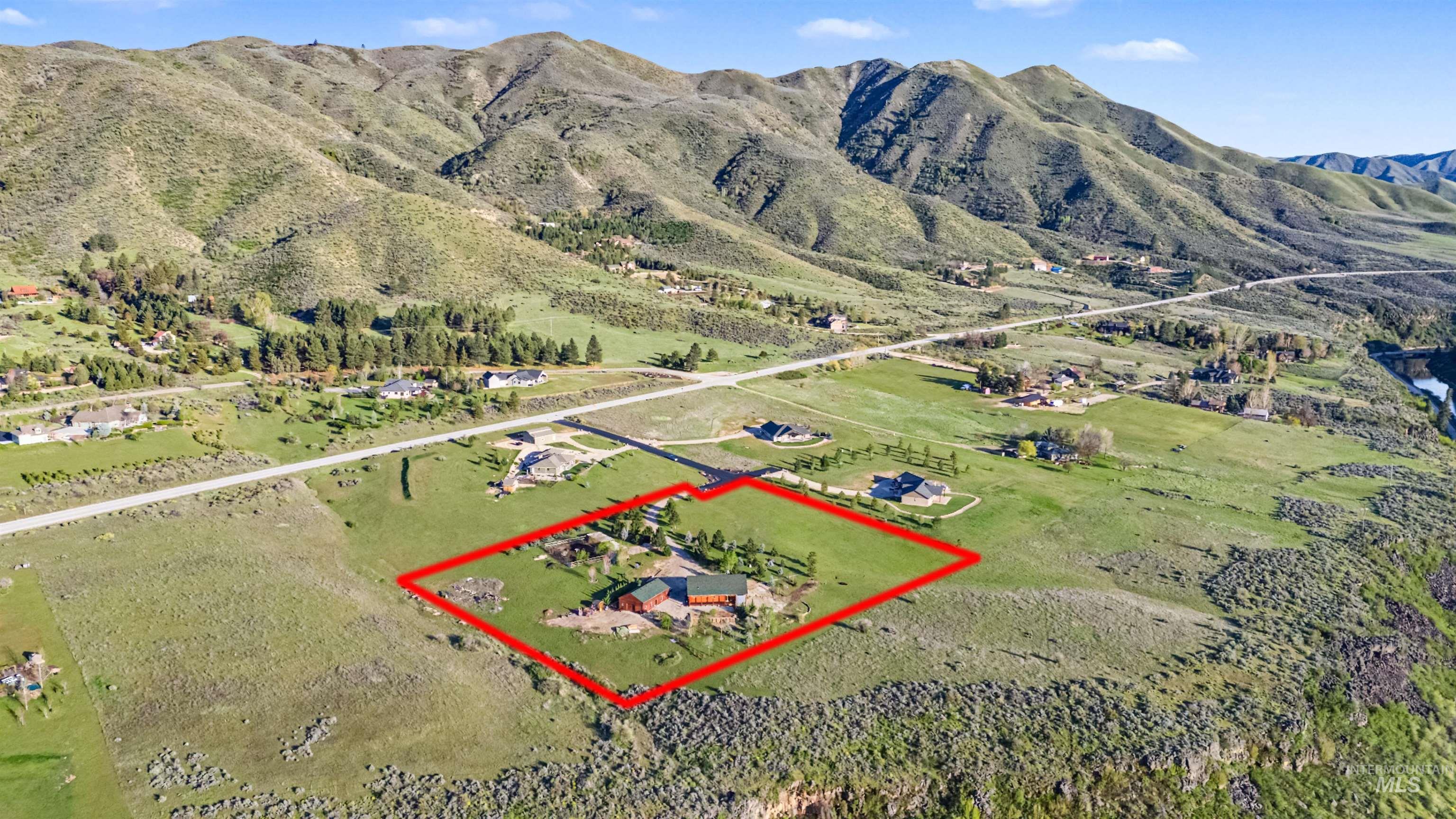 15 Rim Canyon Ln, Boise, Idaho 83716-5058, 3 Bedrooms, 3 Bathrooms, Residential For Sale, Price $1,199,990,MLS 98981837