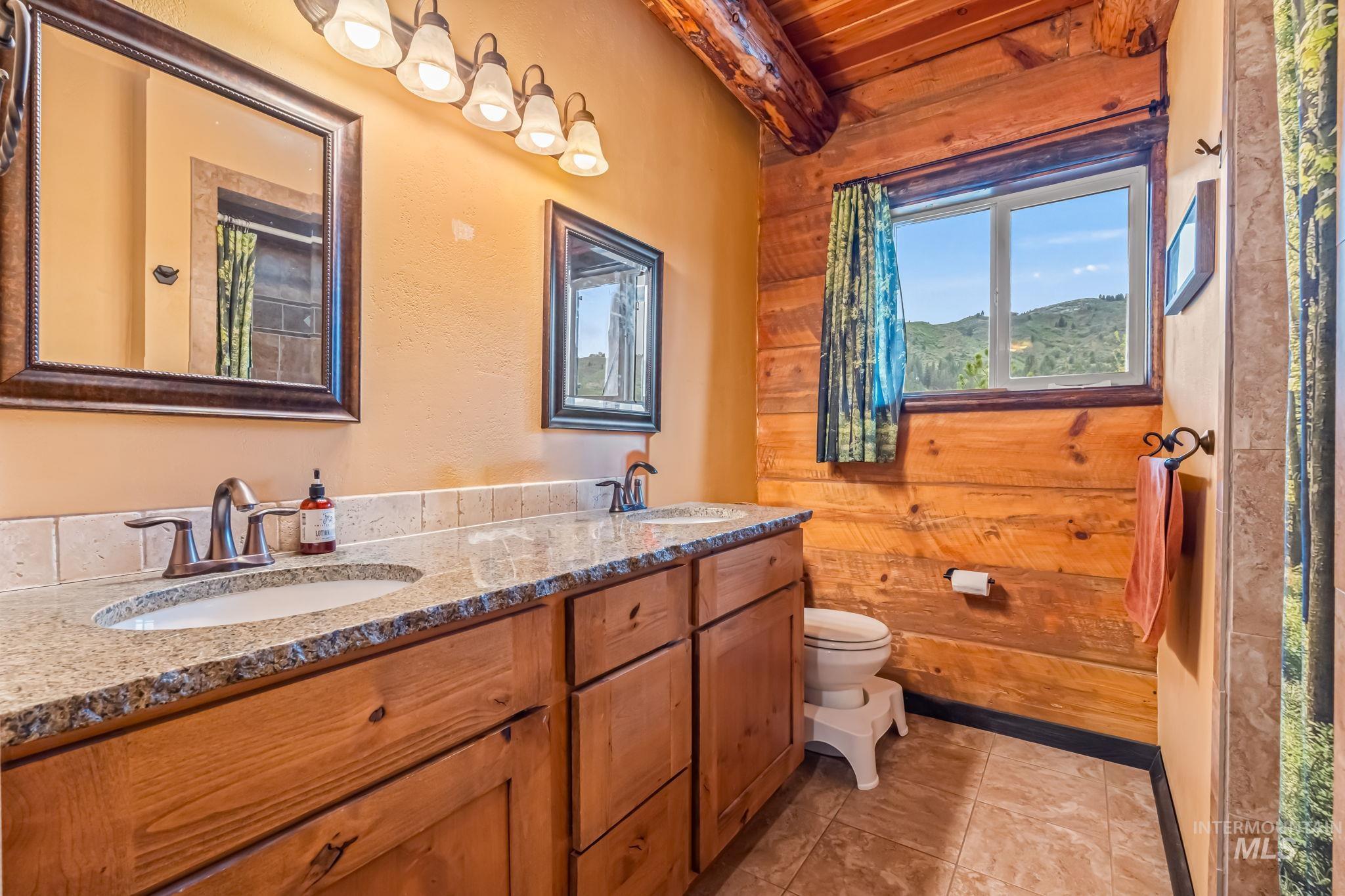 15 Rim Canyon Ln, Boise, Idaho 83716-5058, 3 Bedrooms, 3 Bathrooms, Residential For Sale, Price $1,199,990,MLS 98981837