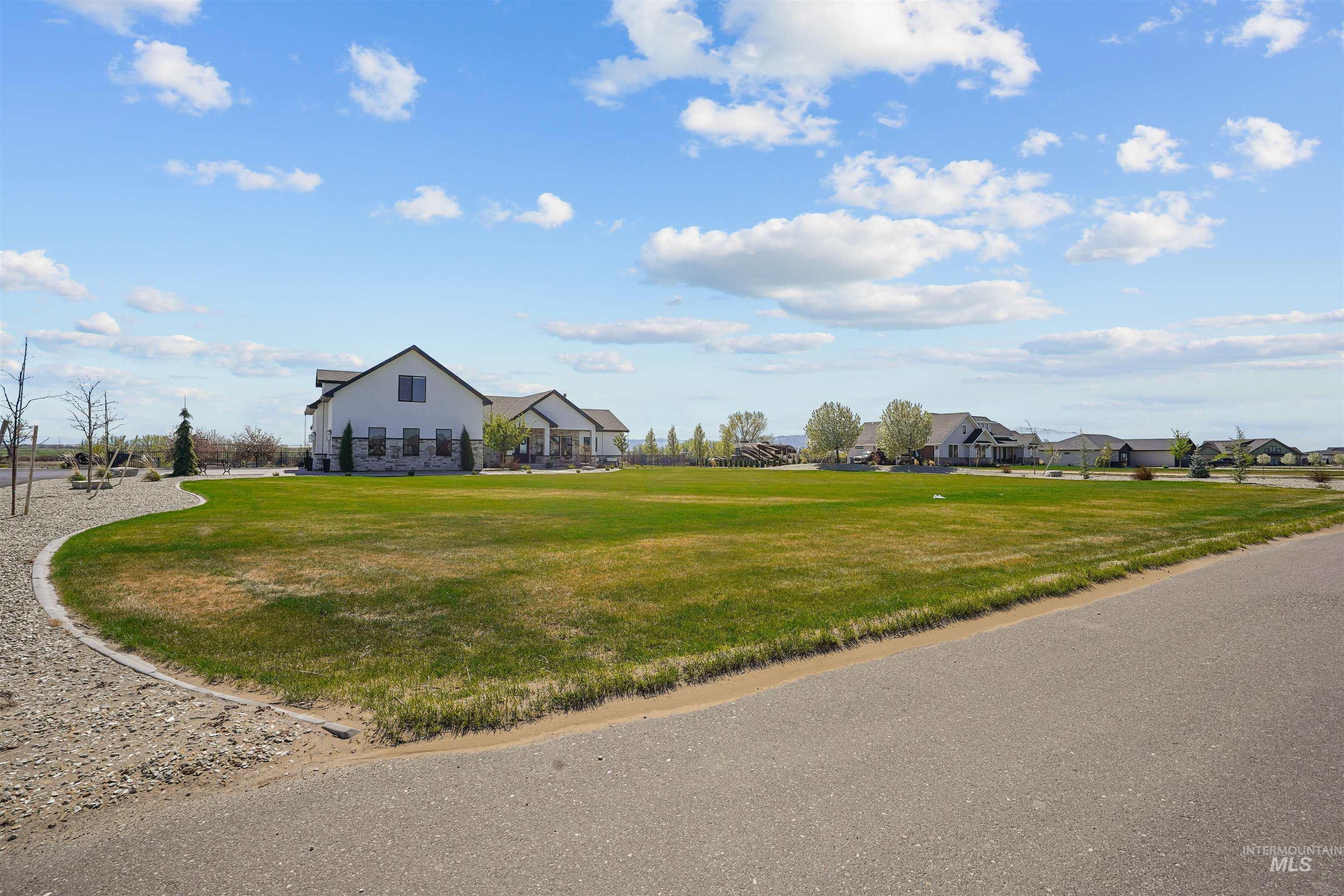 16 Skyline, Rupert, Idaho 83350, 3 Bedrooms, 3.5 Bathrooms, Residential For Sale, Price $1,175,000, 98981838