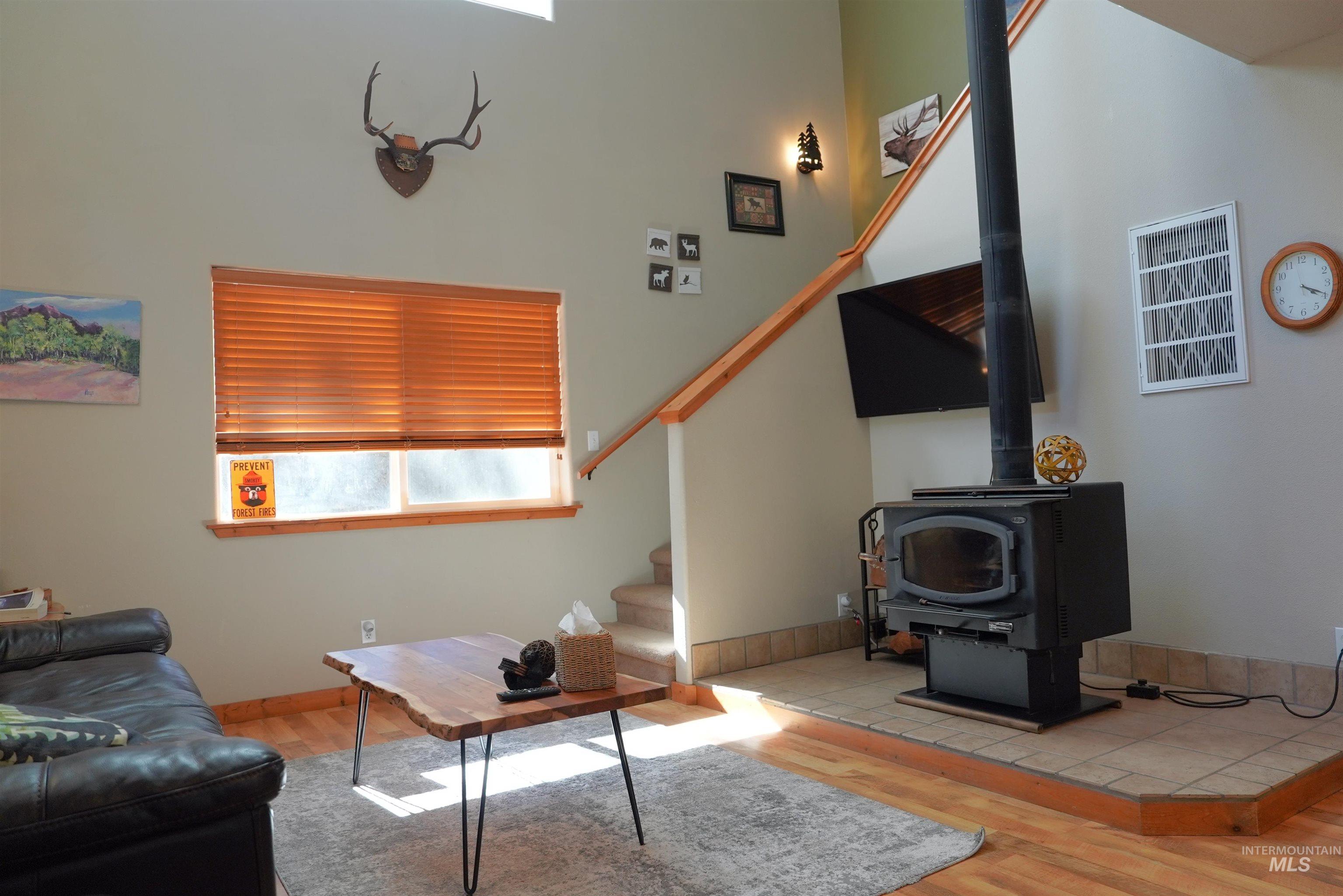 14 Forest Trail Rd, Garden Valley, Idaho 83622, 4 Bedrooms, 2.5 Bathrooms, Residential For Sale, Price $658,000, 98981839