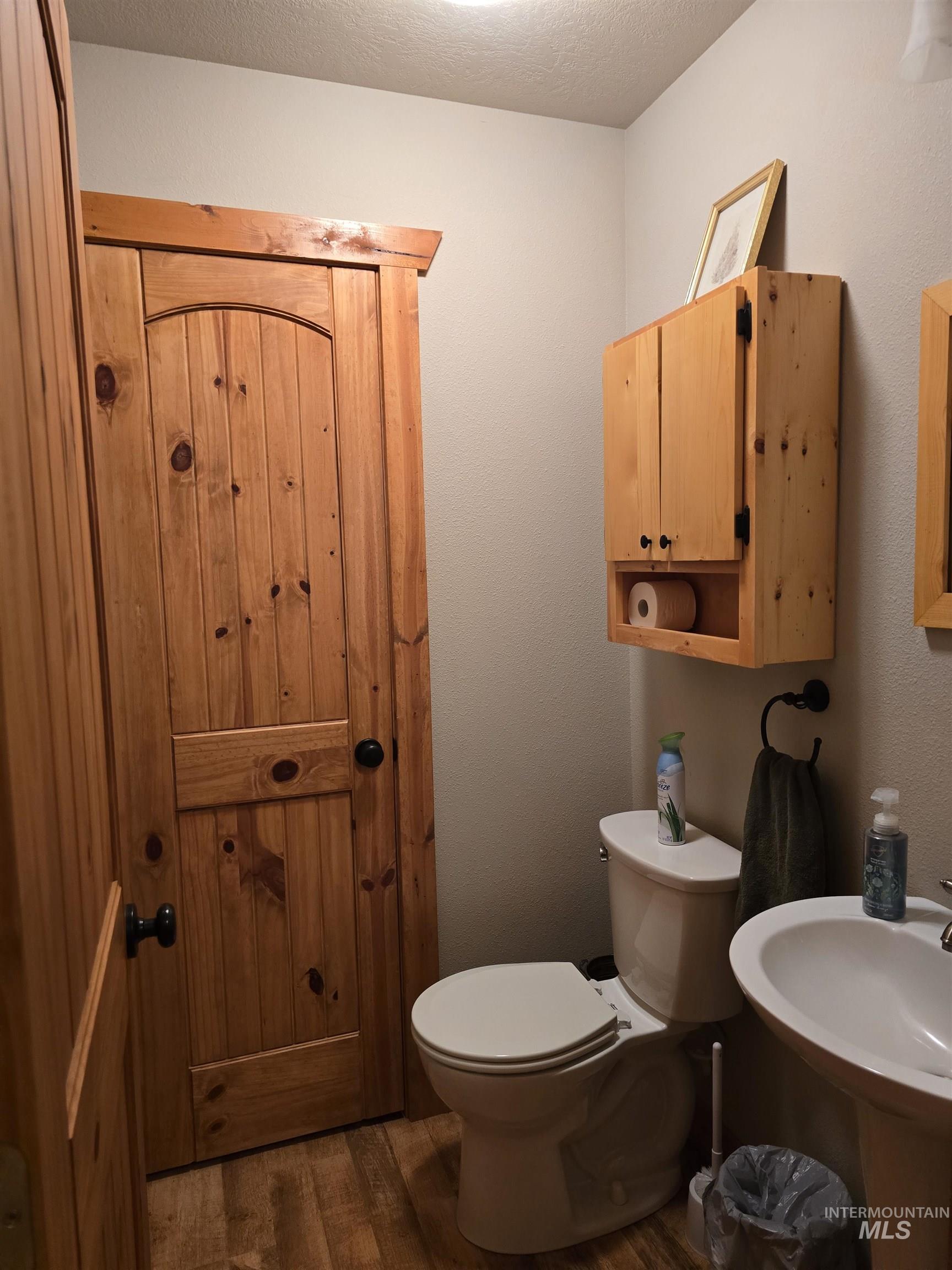 14 Forest Trail Rd, Garden Valley, Idaho 83622, 4 Bedrooms, 2.5 Bathrooms, Residential For Sale, Price $658,000, 98981839