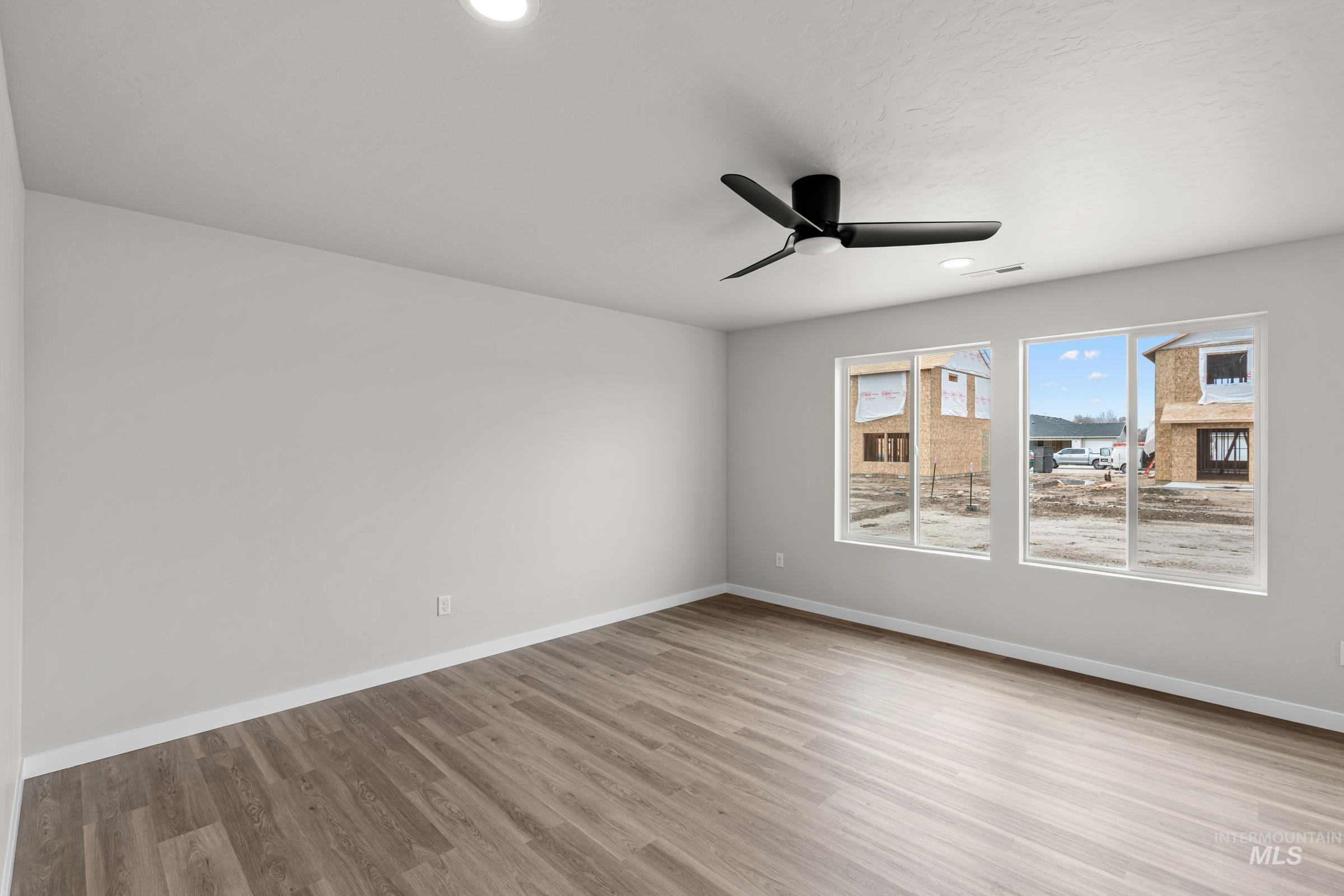 867 Thunderbolt St, Mountain Home, Idaho 83647, 4 Bedrooms, 2.5 Bathrooms, Residential For Sale, Price $417,990, 98981841