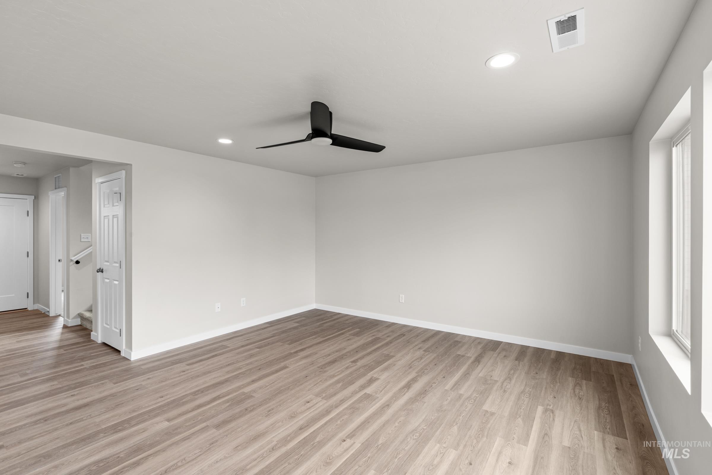 867 Thunderbolt St, Mountain Home, Idaho 83647, 4 Bedrooms, 2.5 Bathrooms, Residential For Sale, Price $417,990, 98981841