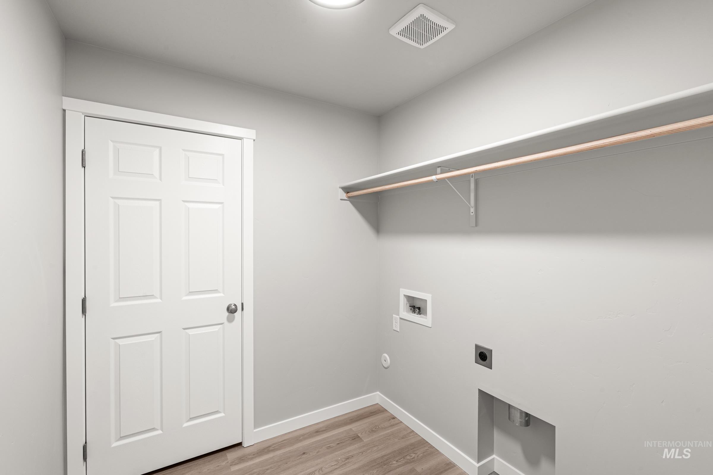 924 NE Trailridge St, Mountain Home, Idaho 83647, 4 Bedrooms, 2 Bathrooms, Residential For Sale, Price $419,990, 98981842