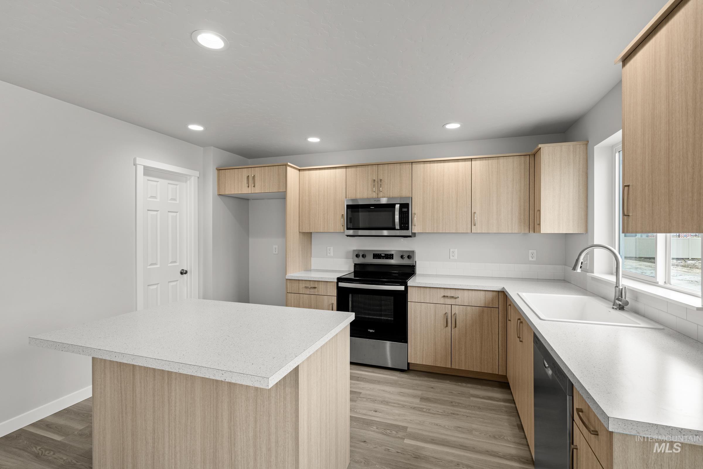 896 NE Trailridge St, Mountain Home, Idaho 83647, 4 Bedrooms, 2.5 Bathrooms, Residential For Sale, Price $429,990, 98981843