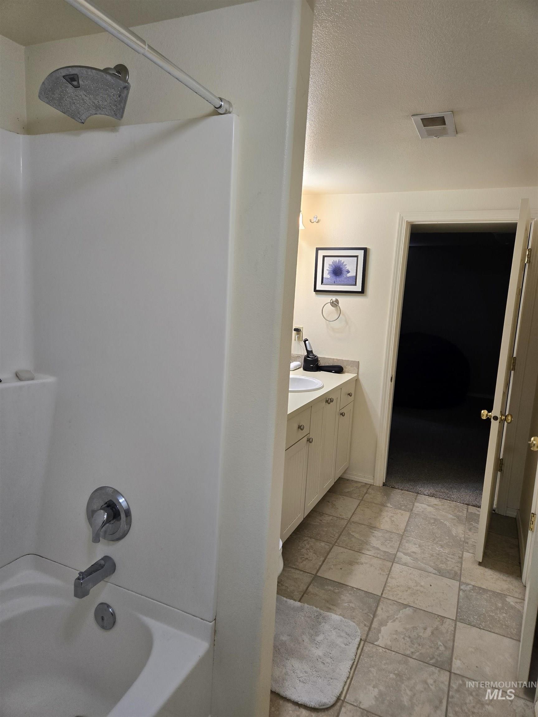 1932 NW 4th Ave, Ontario, Oregon 97914, 4 Bedrooms, 3 Bathrooms, Residential For Sale, Price $525,000, 98981845