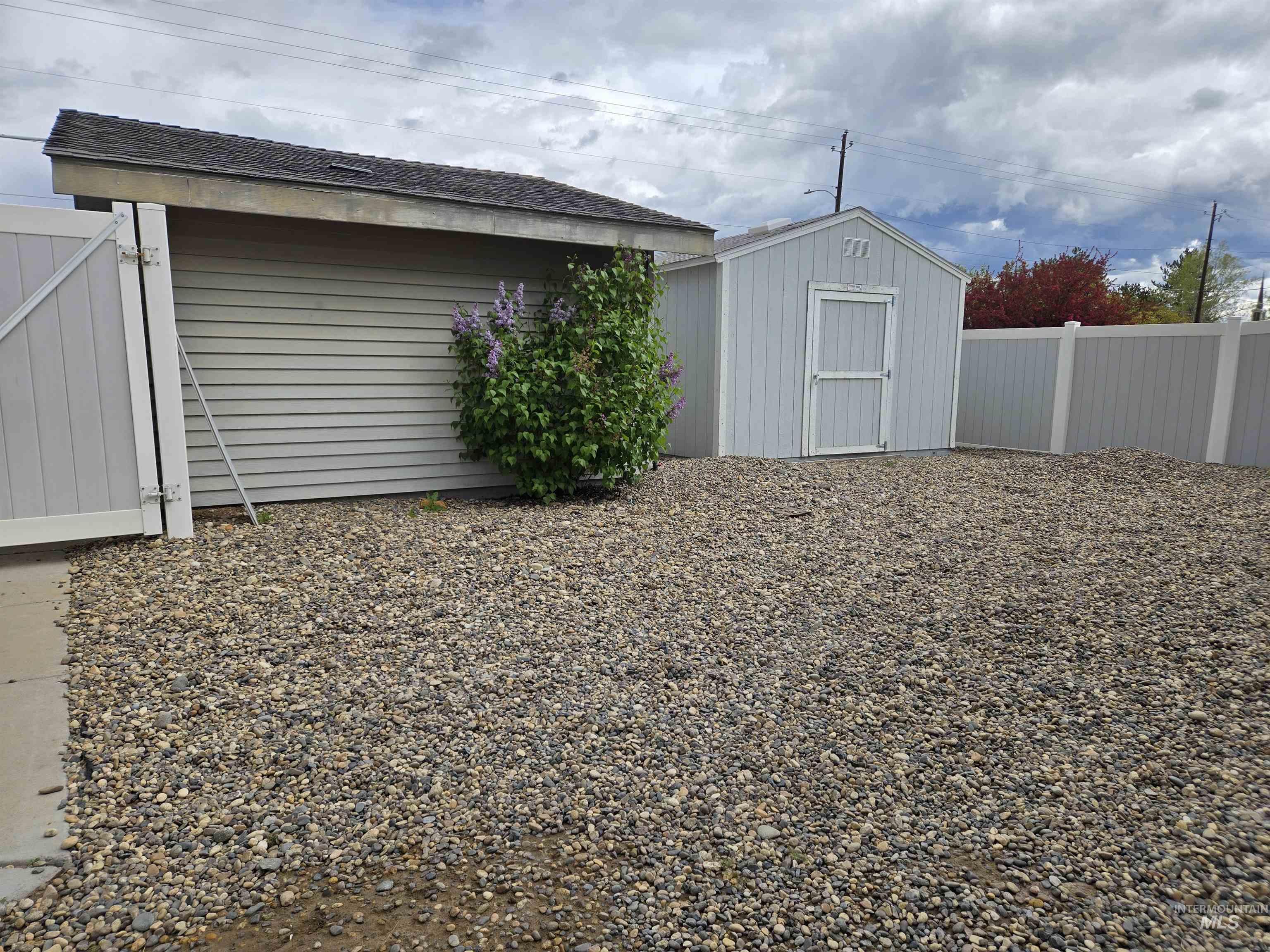 1932 NW 4th Ave, Ontario, Oregon 97914, 4 Bedrooms, 3 Bathrooms, Residential For Sale, Price $525,000, 98981845