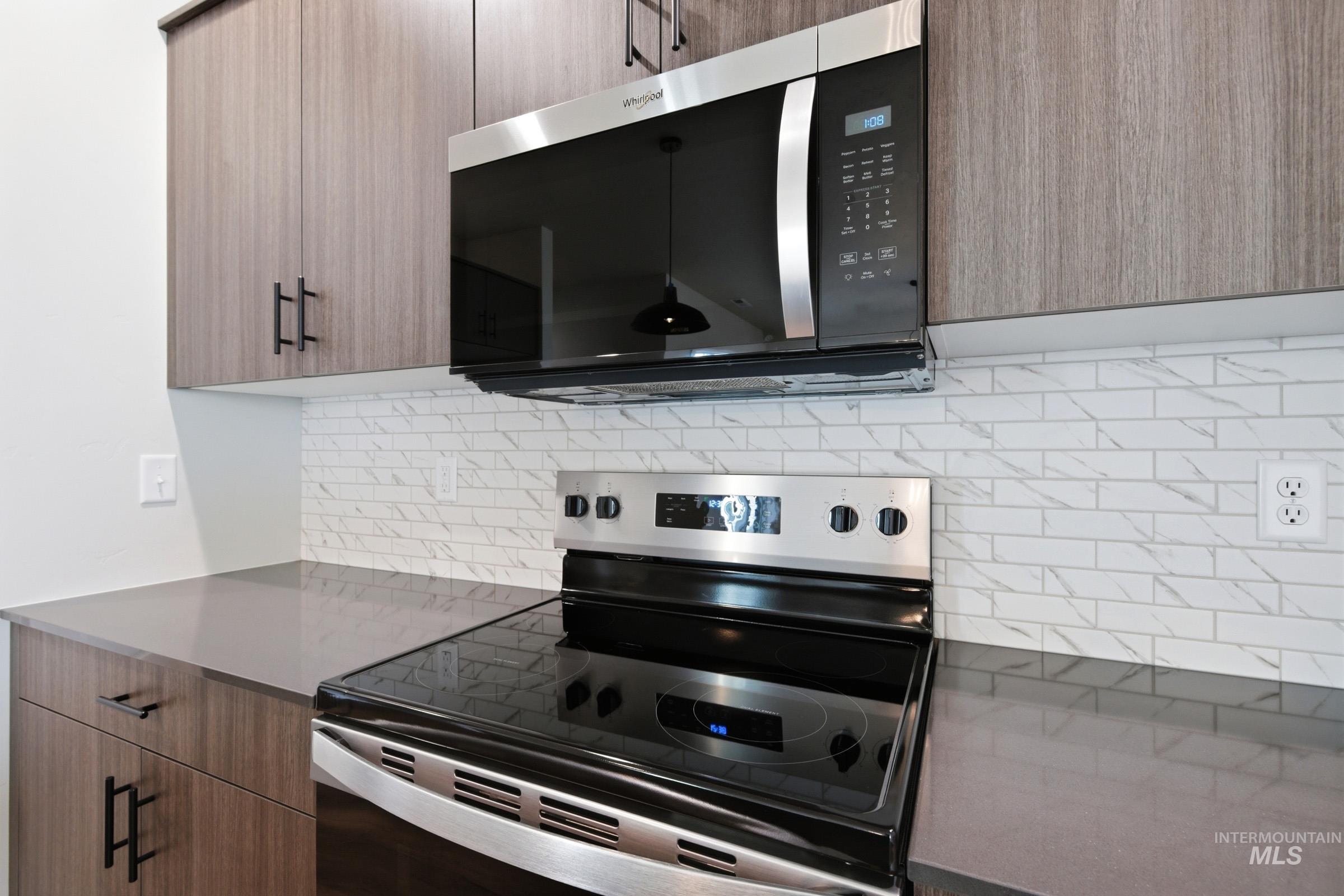 4314 N Camp Creek Ave, Meridian, Idaho 83646, 3 Bedrooms, 2.5 Bathrooms, Residential For Sale, Price $471,990, 98981847