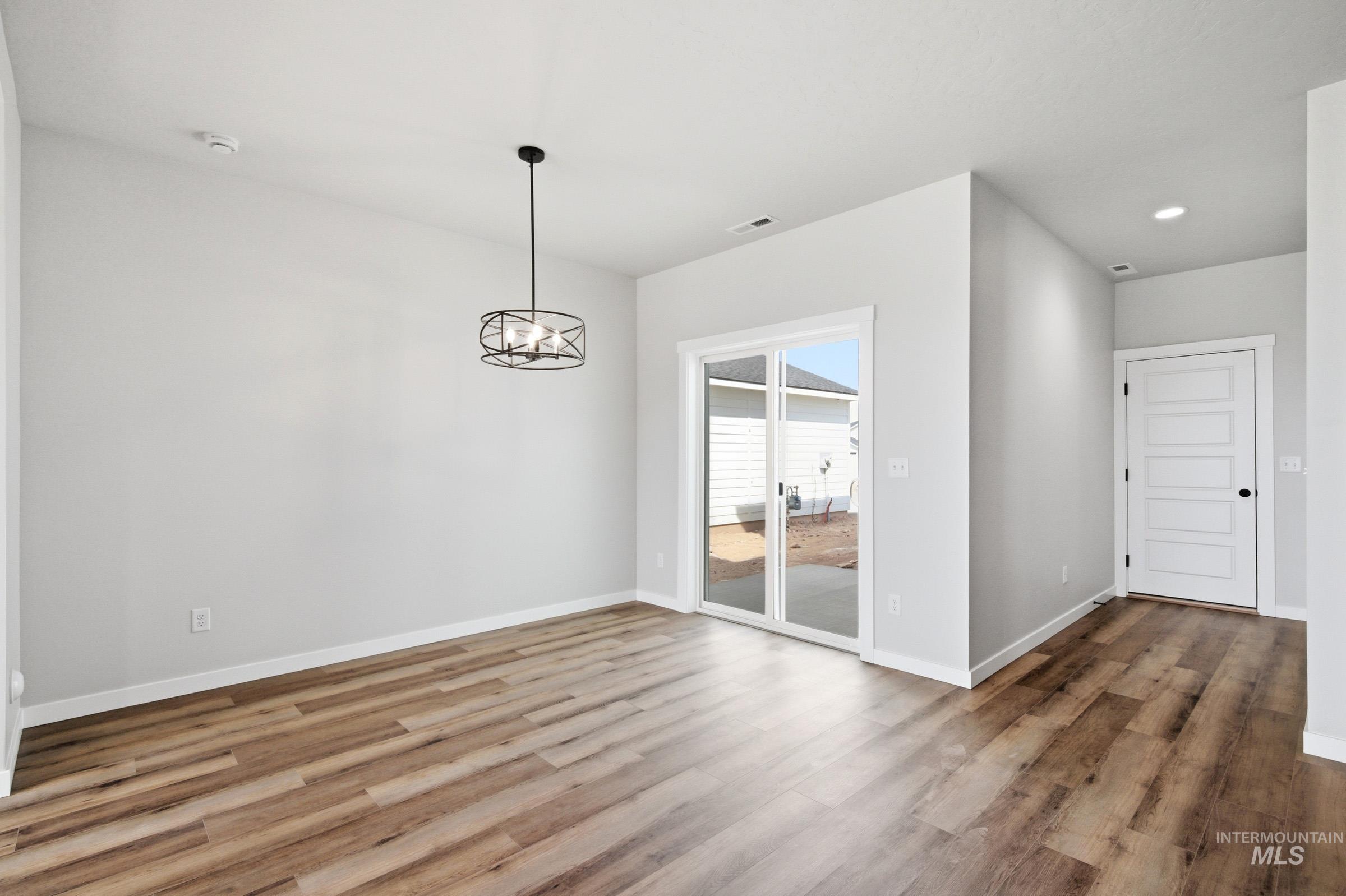 4314 N Camp Creek Ave, Meridian, Idaho 83646, 3 Bedrooms, 2.5 Bathrooms, Residential For Sale, Price $471,990, 98981847