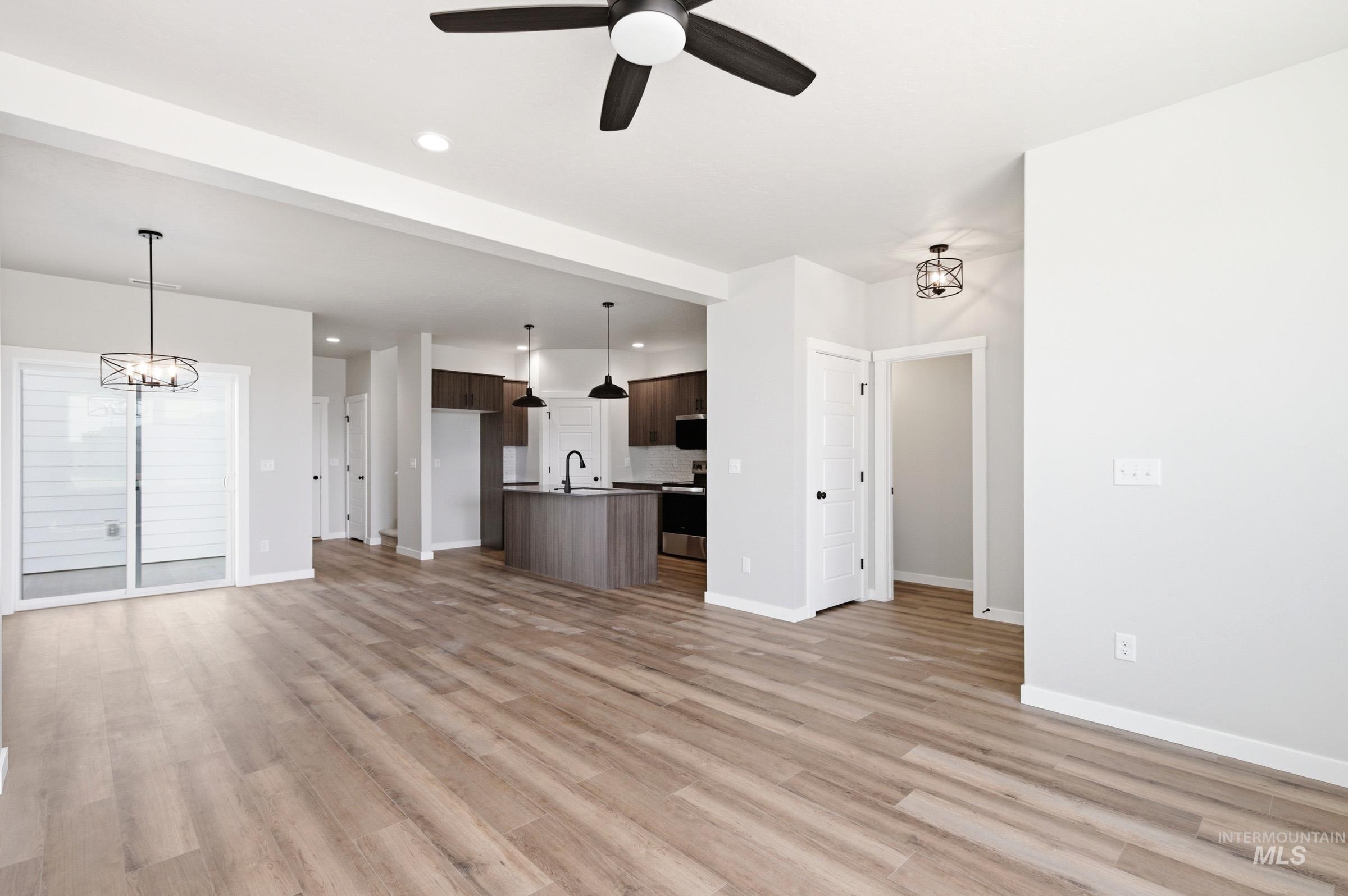 4314 N Camp Creek Ave, Meridian, Idaho 83646, 3 Bedrooms, 2.5 Bathrooms, Residential For Sale, Price $471,990, 98981847