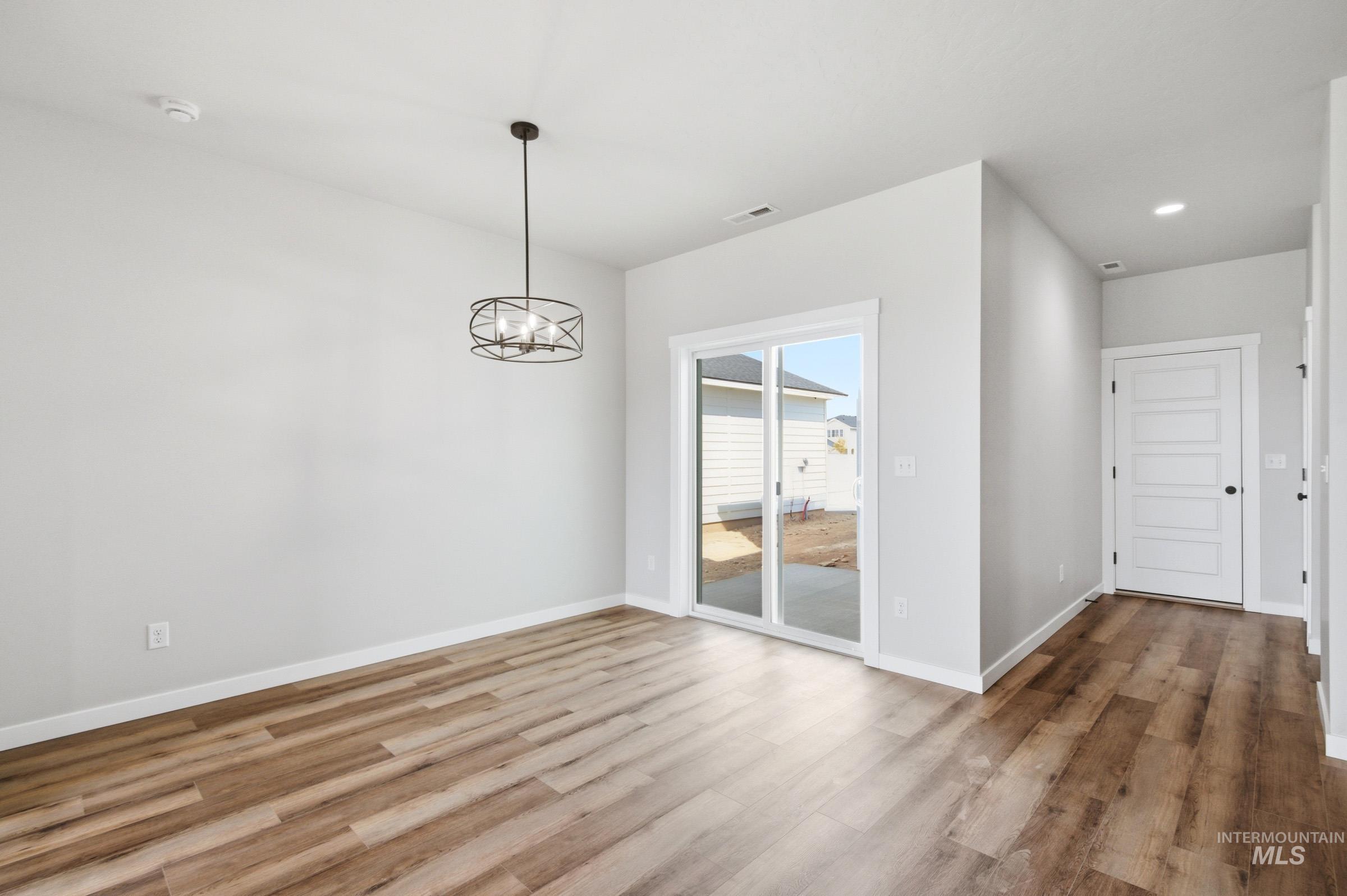 4314 N Camp Creek Ave, Meridian, Idaho 83646, 3 Bedrooms, 2.5 Bathrooms, Residential For Sale, Price $471,990, 98981847