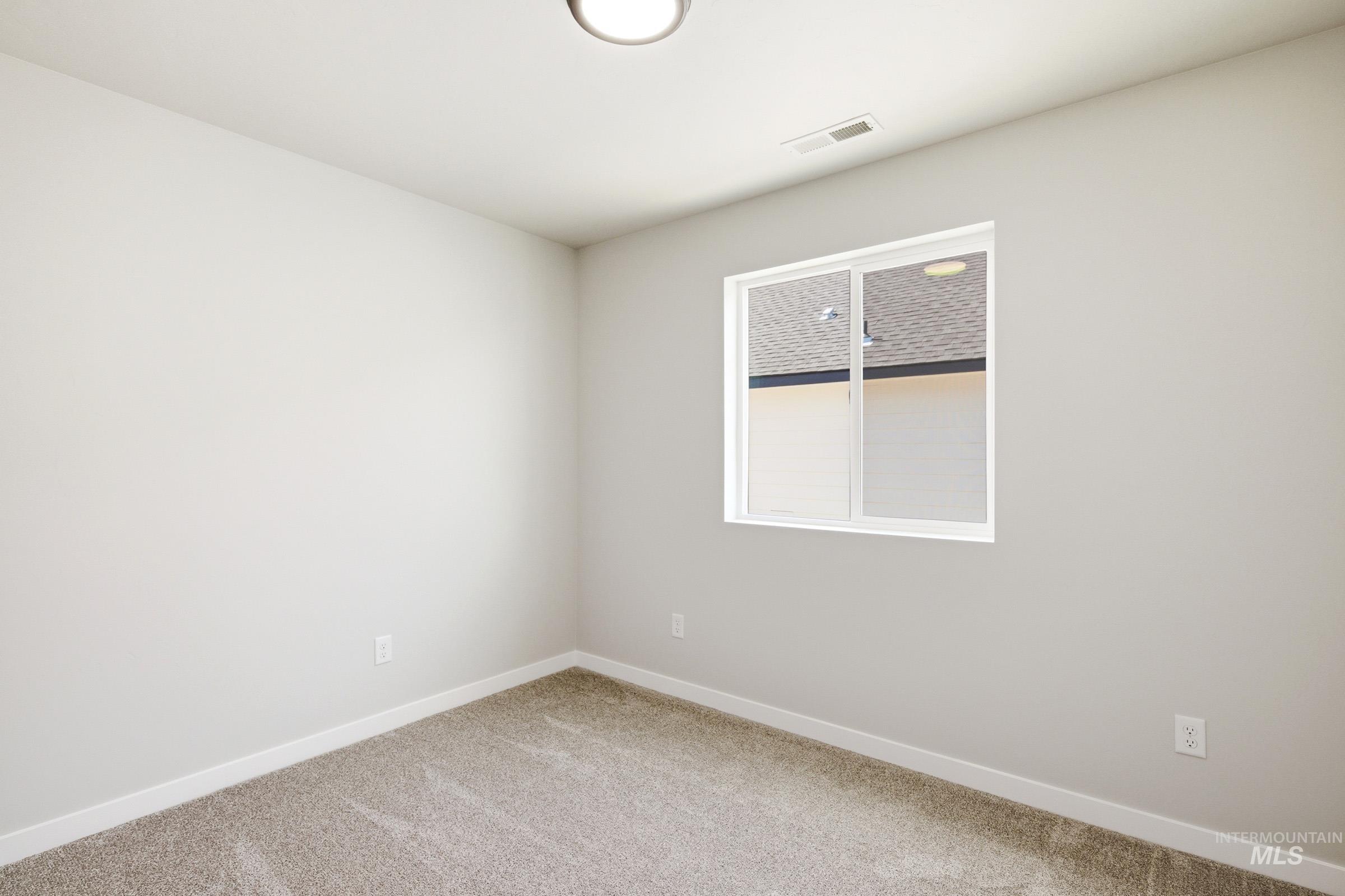 6700 W Redwood Creek Dr, Meridian, Idaho 83646, 3 Bedrooms, 2.5 Bathrooms, Residential For Sale, Price $463,990, 98981848