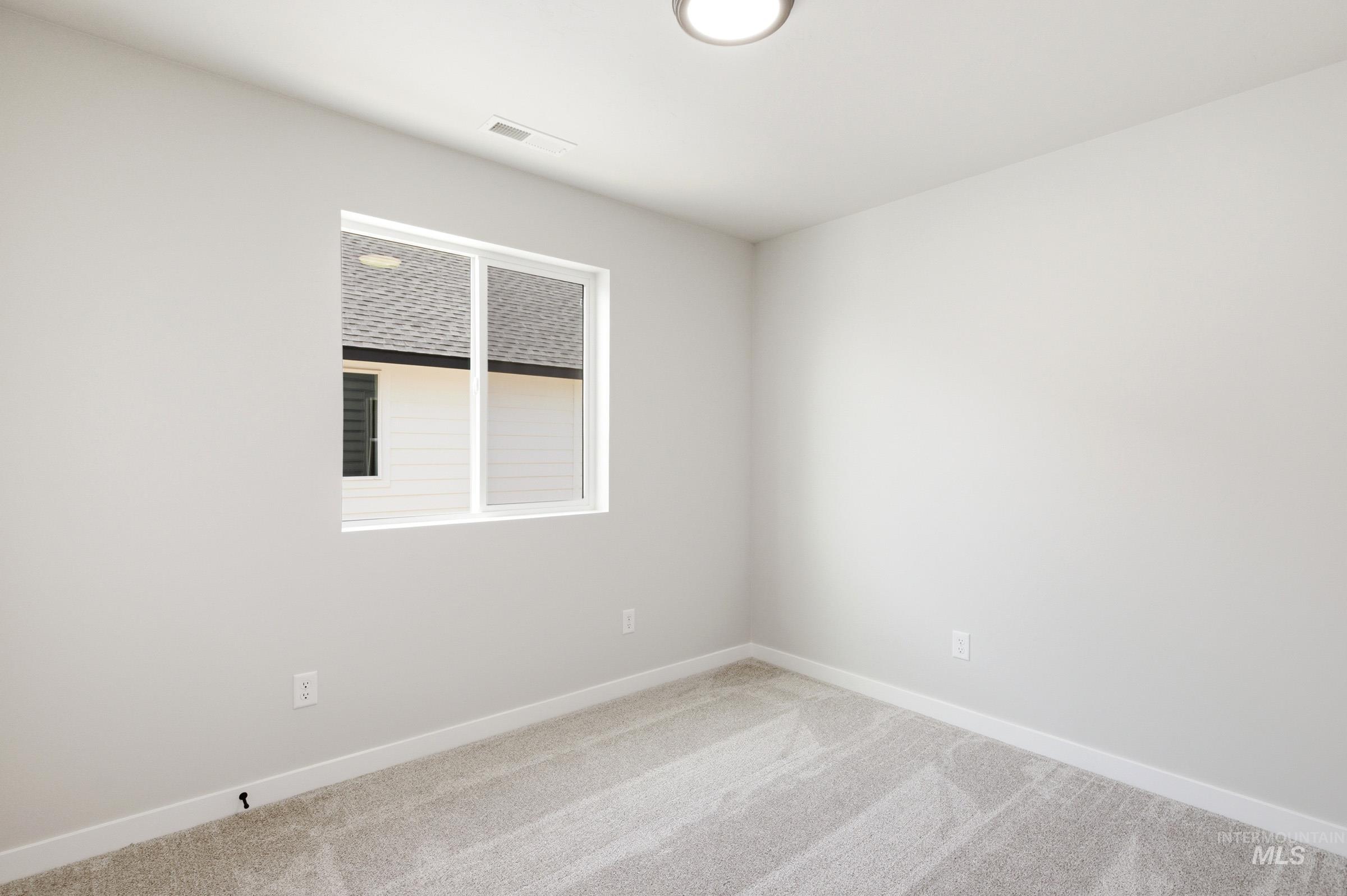 6700 W Redwood Creek Dr, Meridian, Idaho 83646, 3 Bedrooms, 2.5 Bathrooms, Residential For Sale, Price $463,990, 98981848